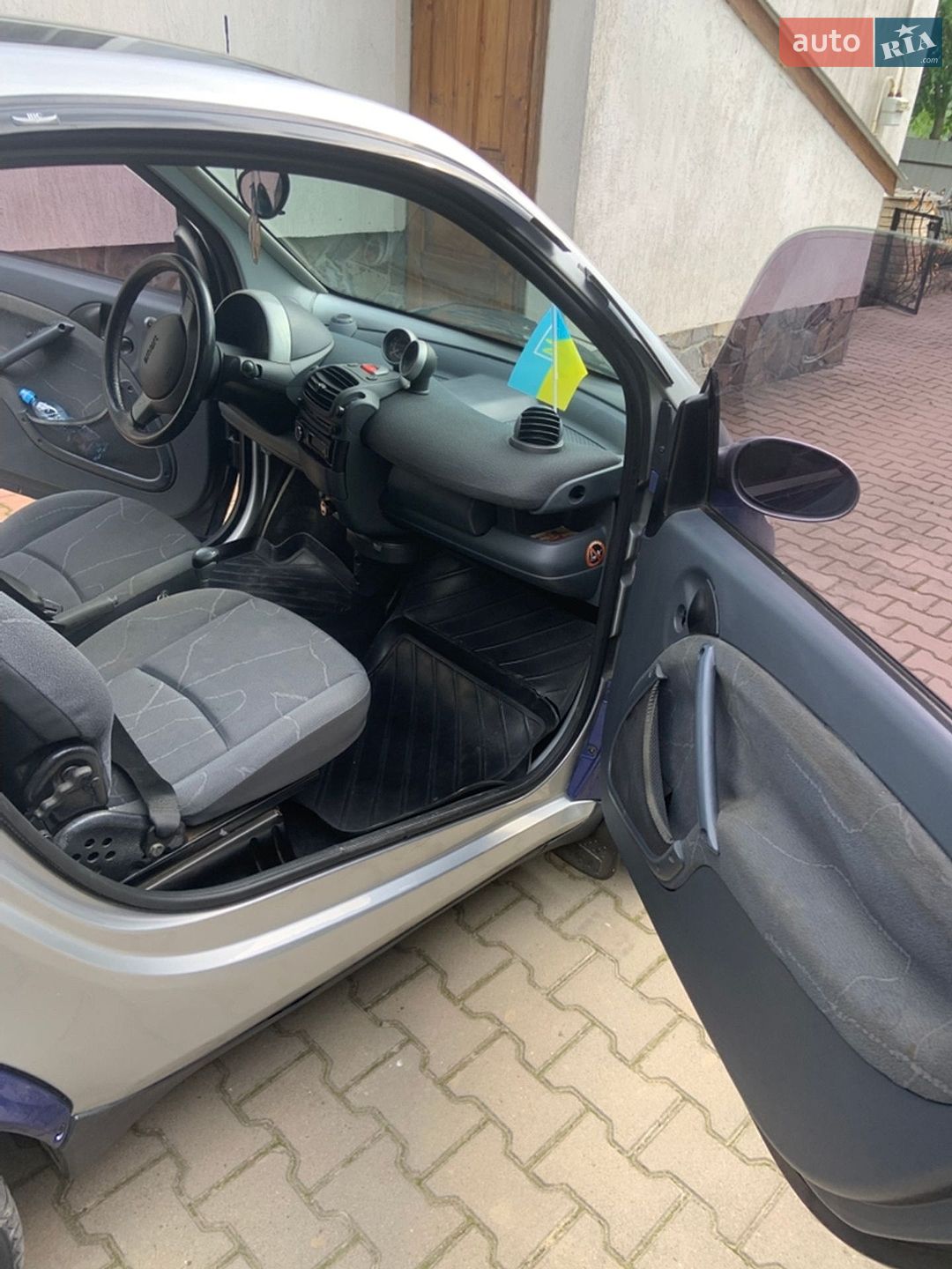 Smart Fortwo 2001 VIN WME01MC011H001733 фото оголошення 14 з 16