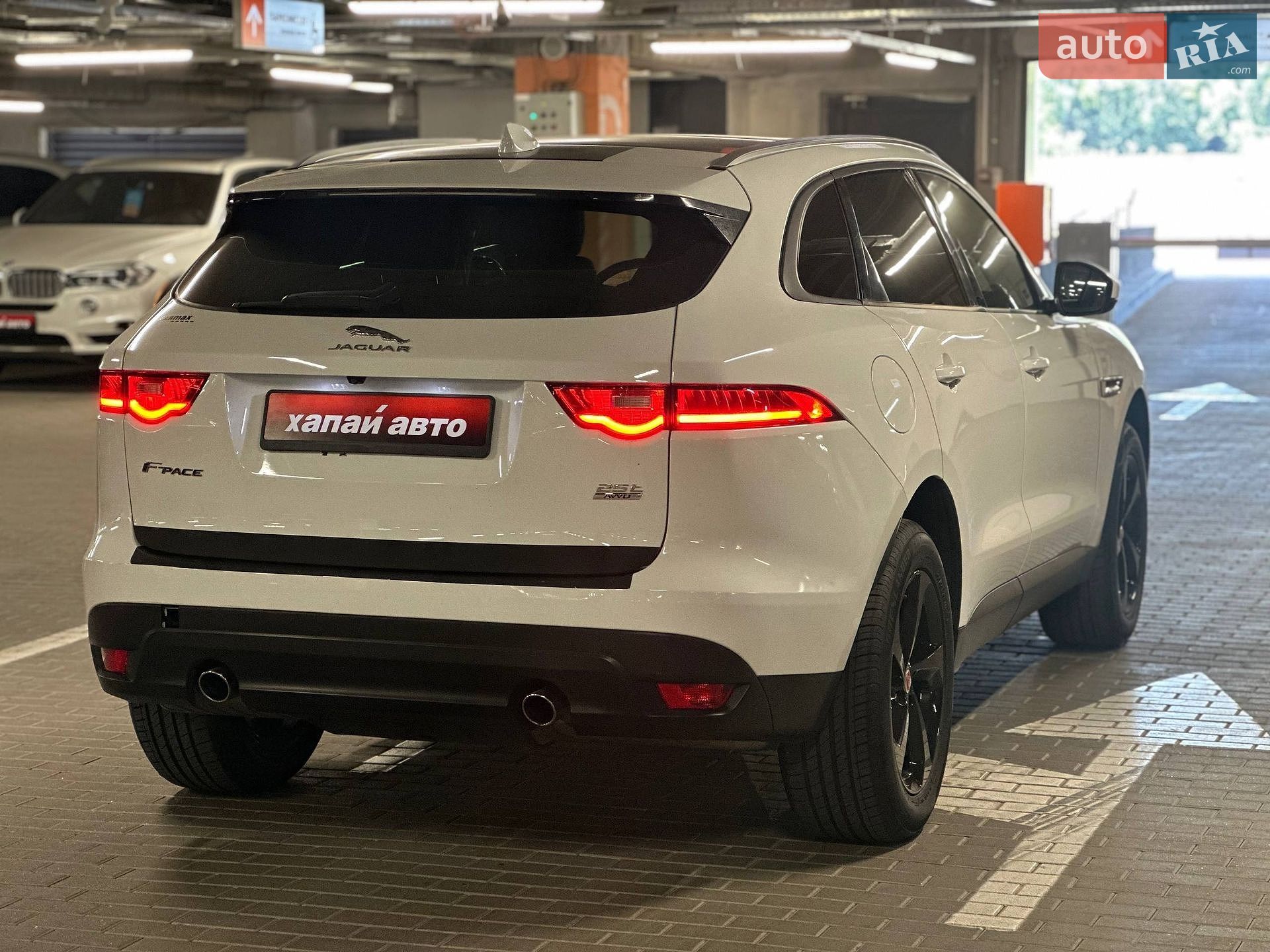 Jaguar F-Pace 2017 VIN SADCJ2FX0JA269108 фото оголошення 8 з 22