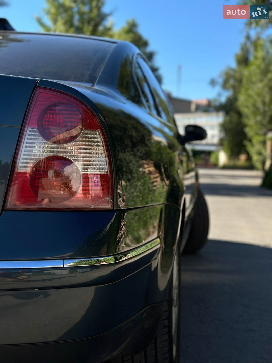 Volkswagen Passat 2002 VIN WVWZZZ3BZ2P185637 фото оголошення 5 з 21