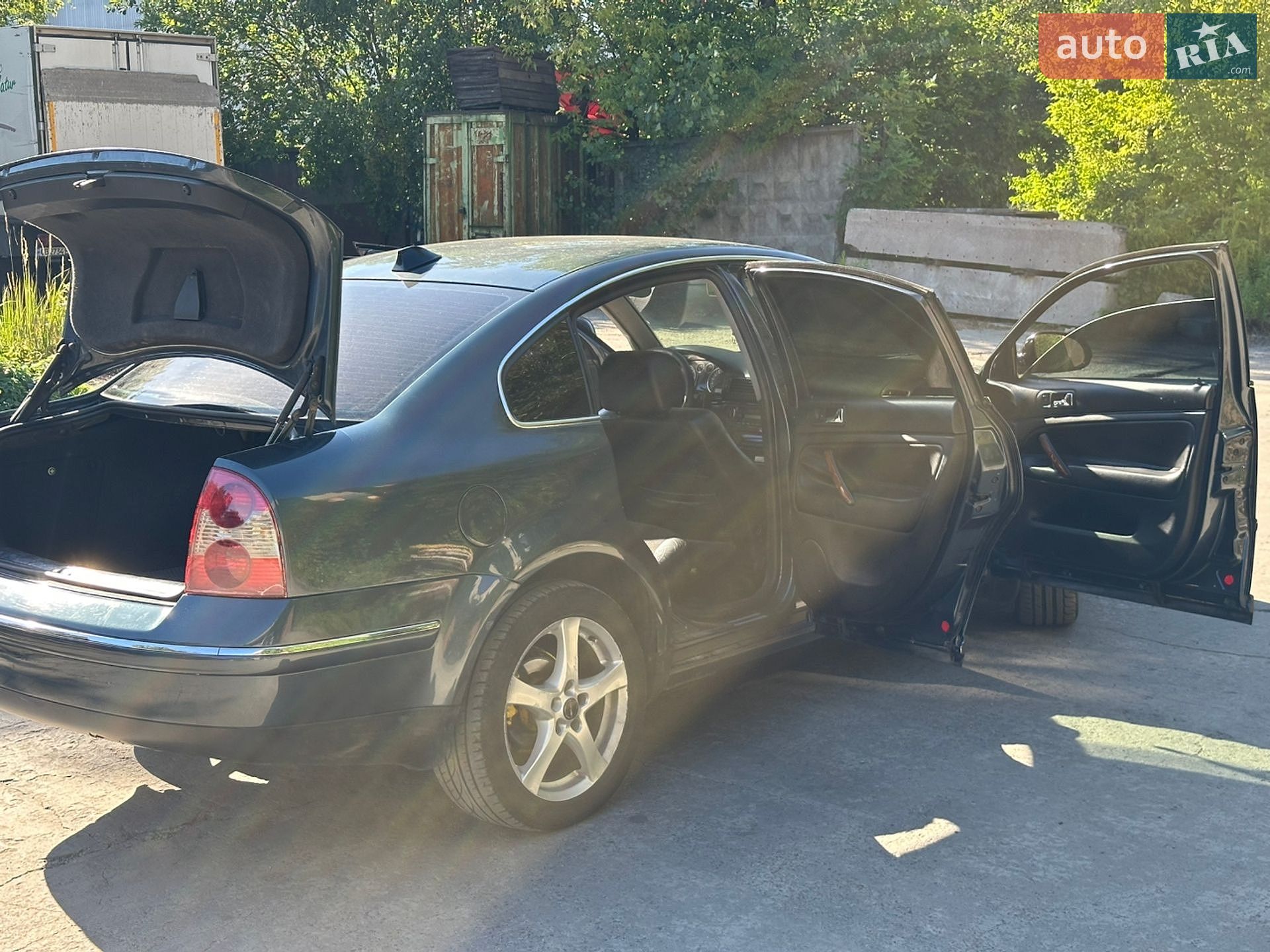 Volkswagen Passat 2002 VIN WVWZZZ3BZ2P185637 фото оголошення 8 з 21
