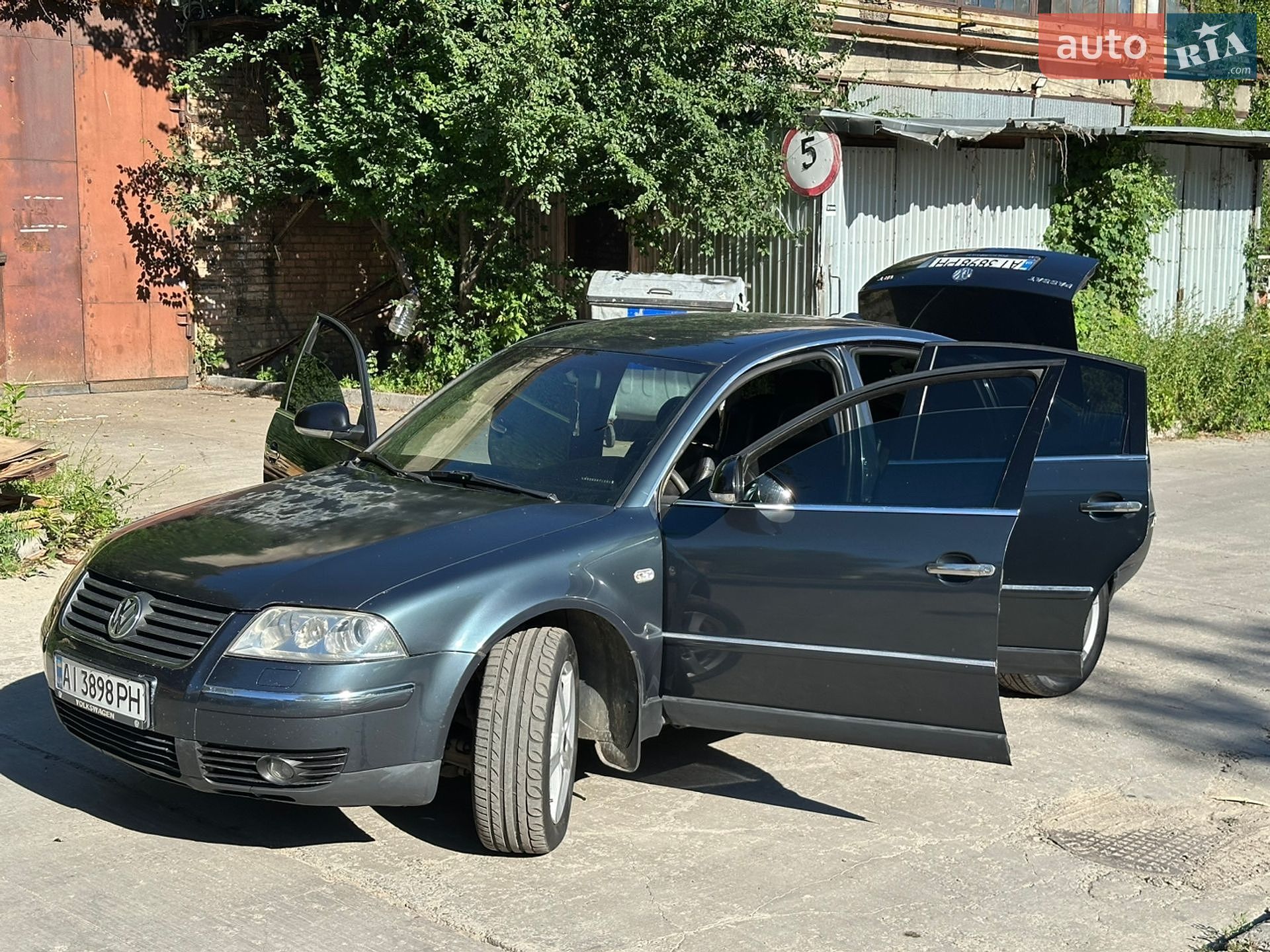 Volkswagen Passat 2002 VIN WVWZZZ3BZ2P185637 фото оголошення 10 з 21
