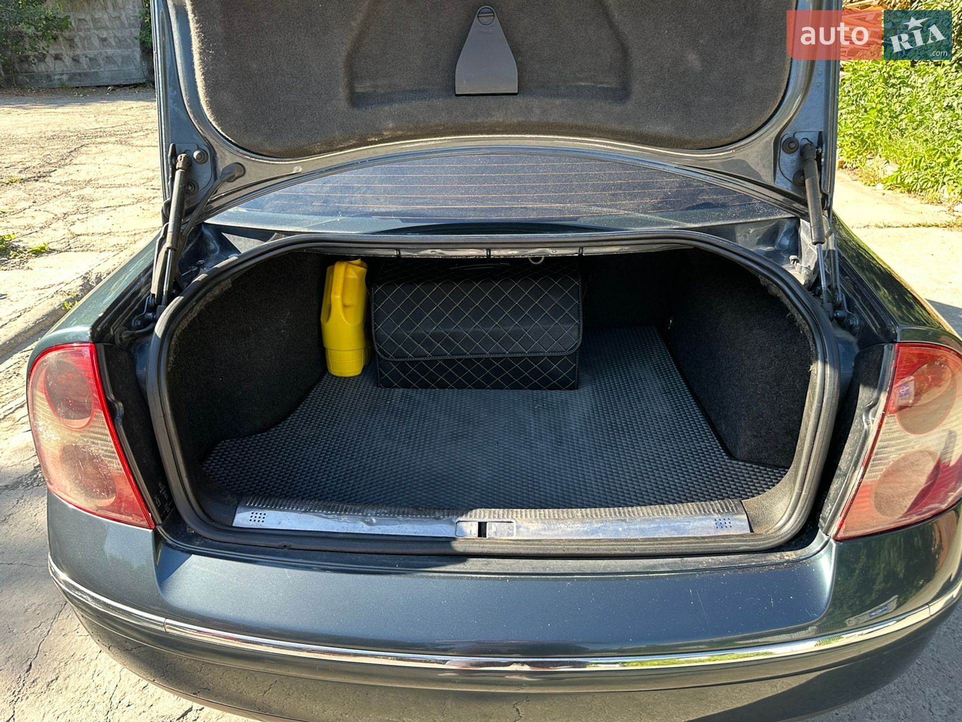Volkswagen Passat 2002 VIN WVWZZZ3BZ2P185637 фото оголошення 11 з 21