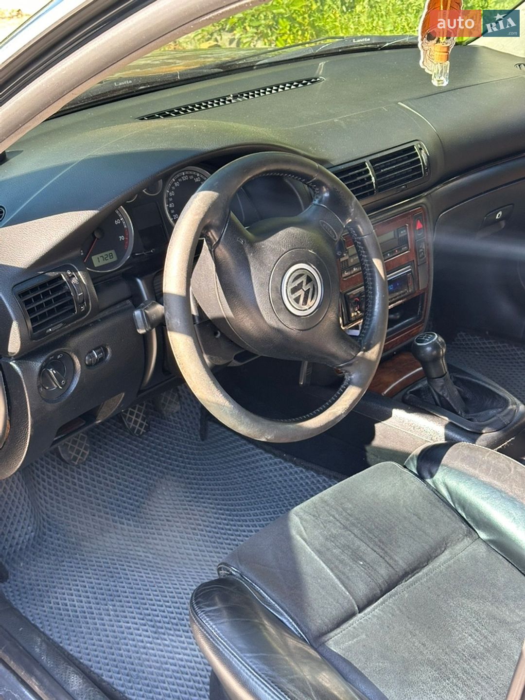 Volkswagen Passat 2002 VIN WVWZZZ3BZ2P185637 фото оголошення 13 з 21
