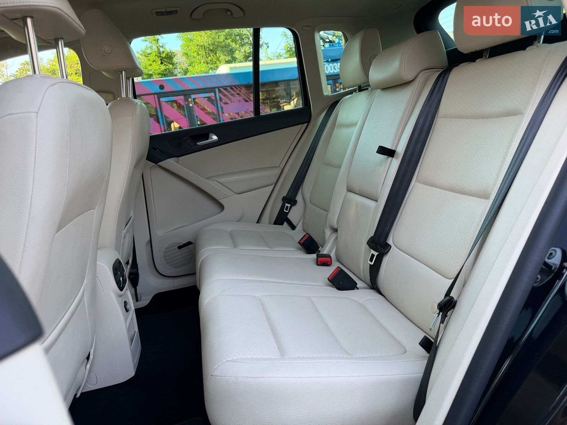 Volkswagen Tiguan 2014 VIN WVGBV7AX9FW520830 фото оголошення 14 з 24