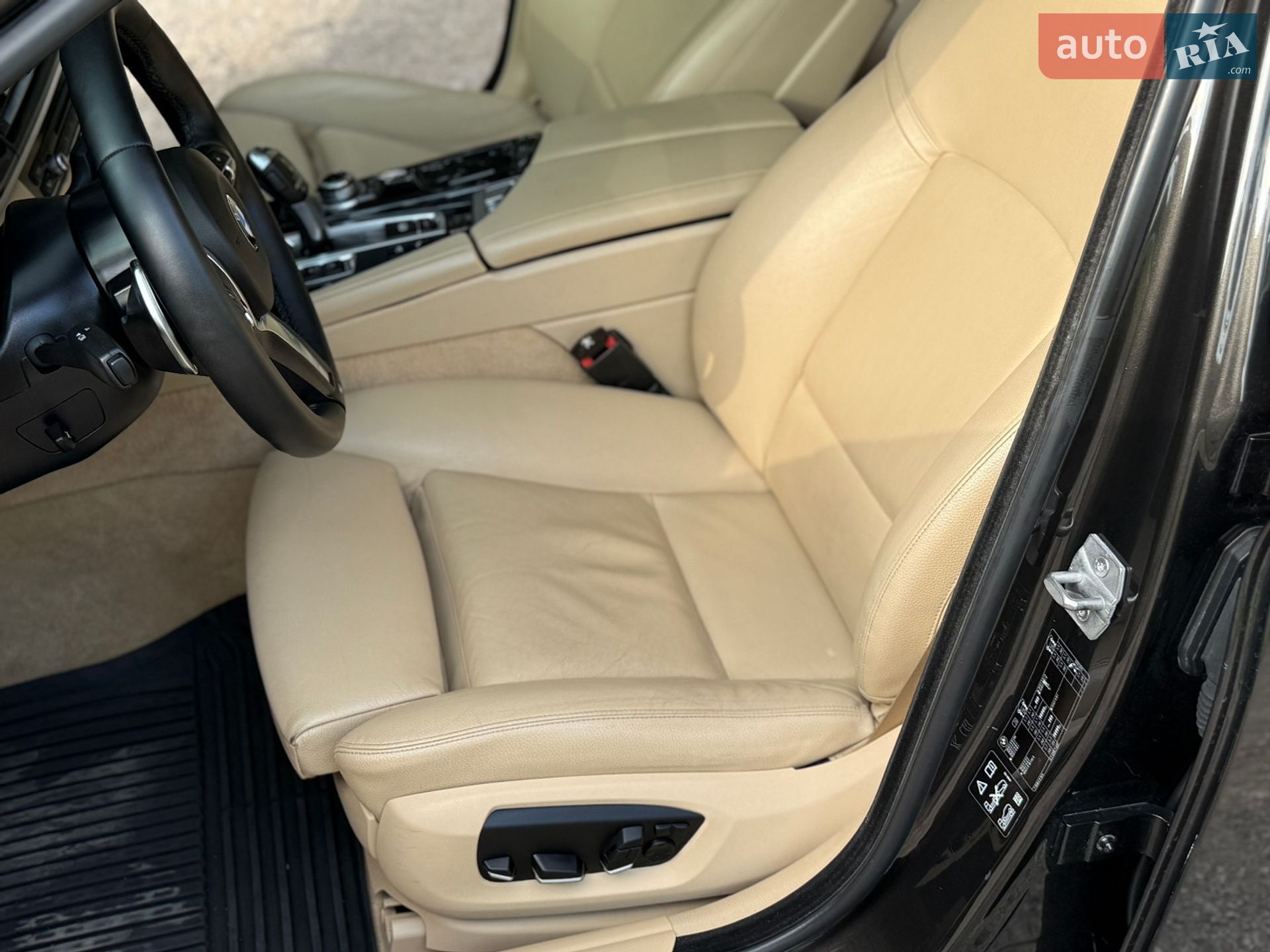 BMW 5 Series 2015 VIN WBA5E710X0G156145 фото оголошення 56 з 64