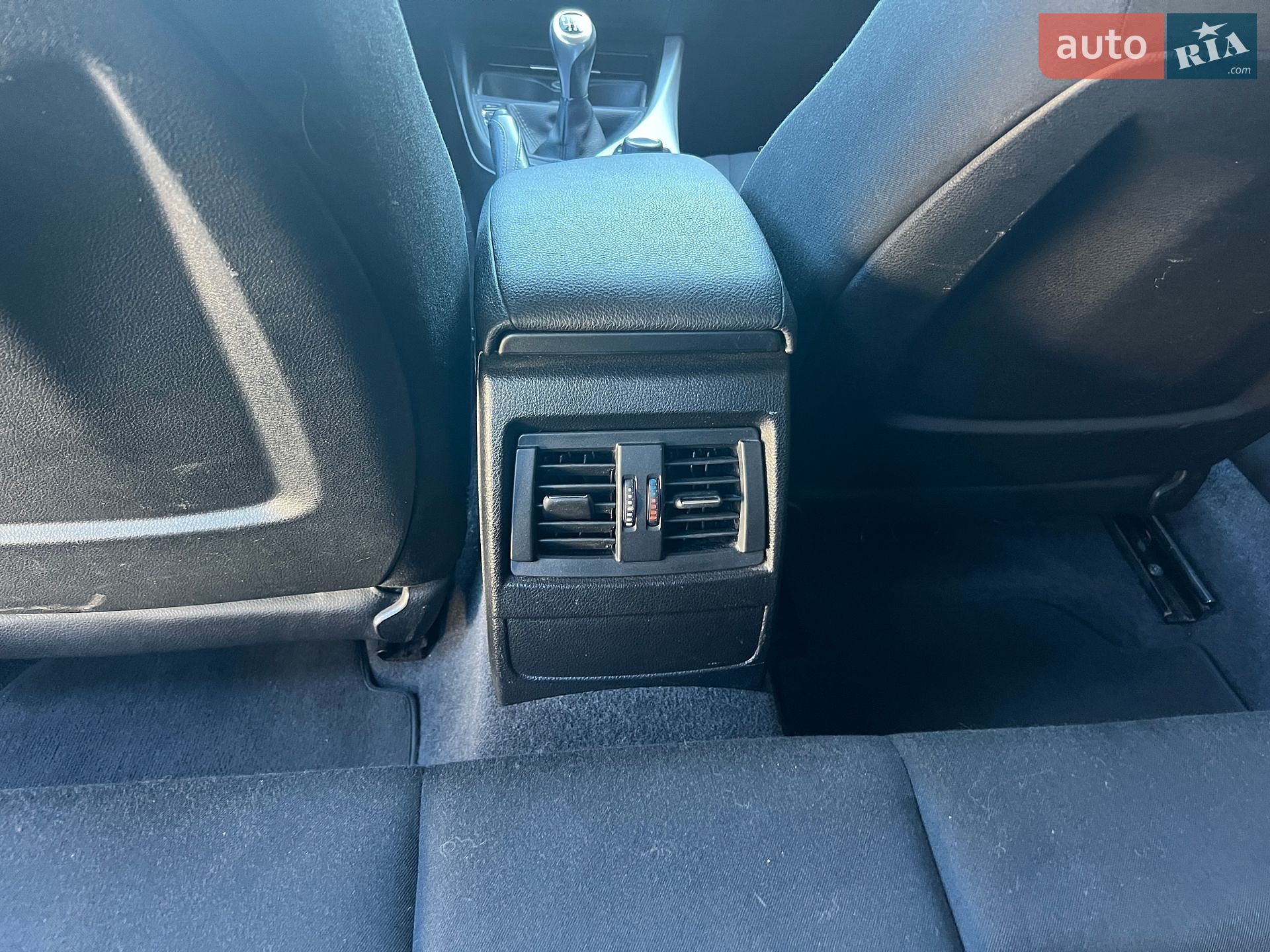 BMW 1 Series 2012 VIN WBA1C71020E968684 фото оголошення 16 з 26