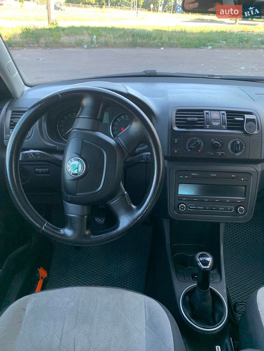 Skoda Fabia 2012 VIN TMBJK25J3C3135861 фото оголошення 17 з 36