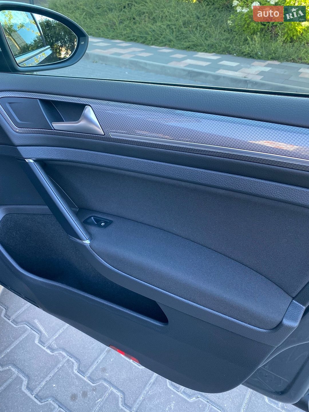 Volkswagen Golf 2018 VIN WVWZZZAUZJP601807 фото оголошення 17 з 20