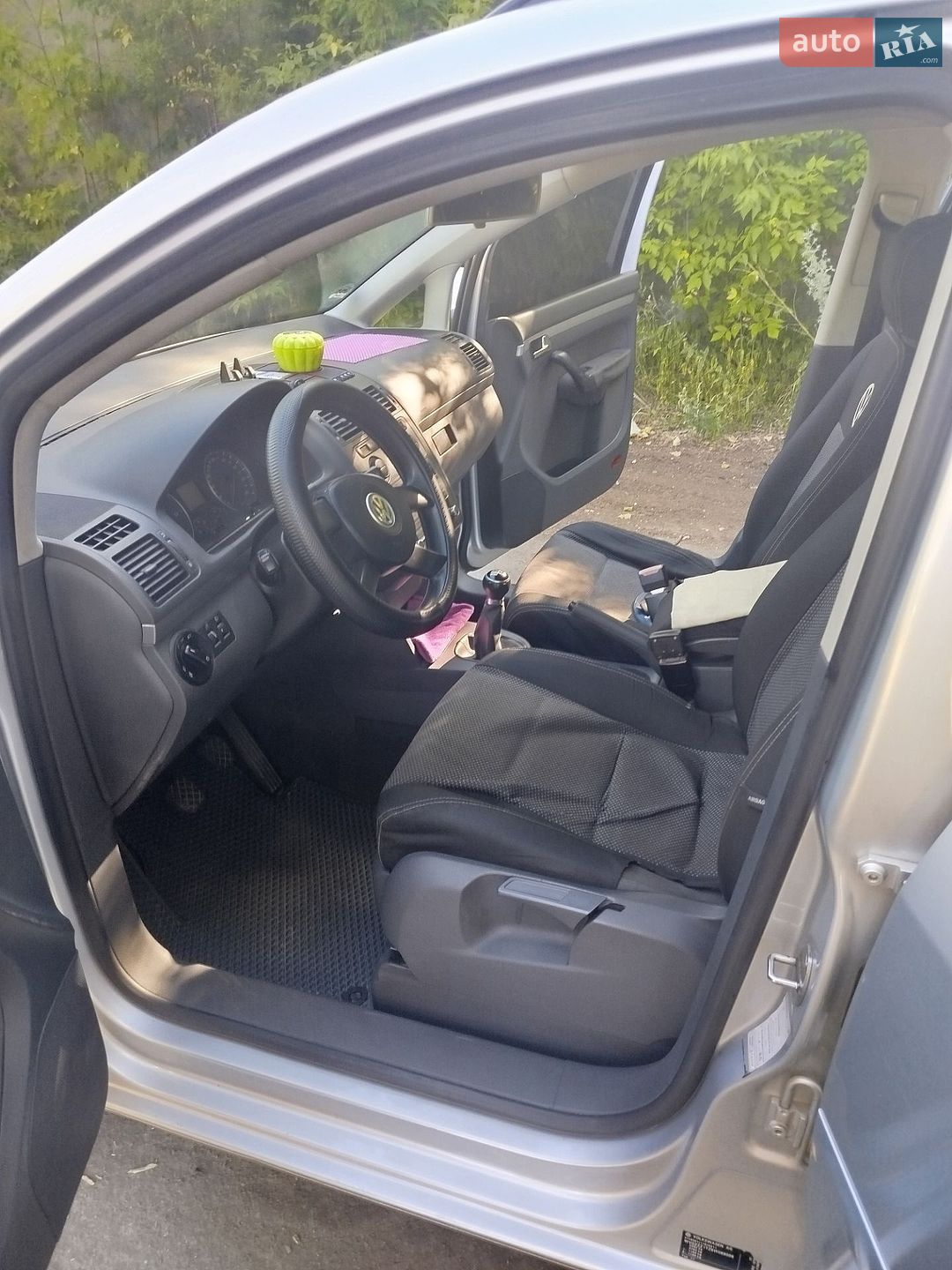 Volkswagen Touran 2005 VIN WVGZZZ1TZ6W069008 фото оголошення 9 з 20