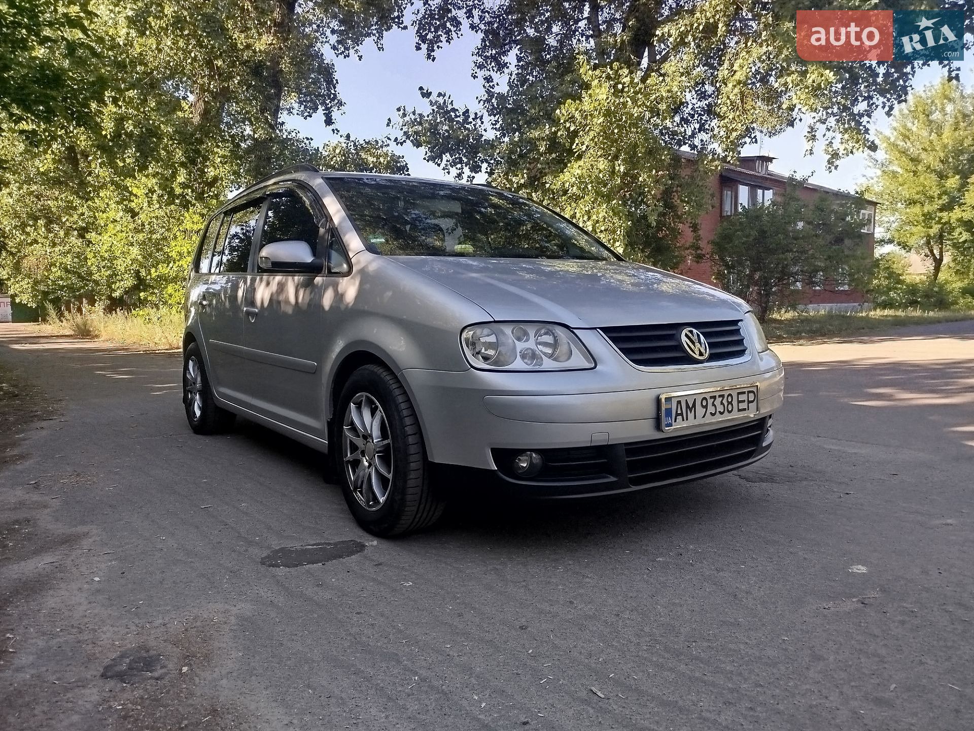 Volkswagen Touran 2005 VIN WVGZZZ1TZ6W069008 фото оголошення 2 з 20