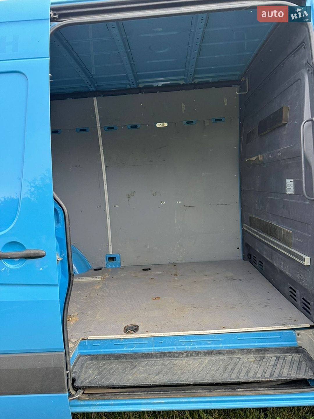 Volkswagen Crafter 2013 VIN WV1ZZZ2EZE6002934 фото оголошення 5 з 12
