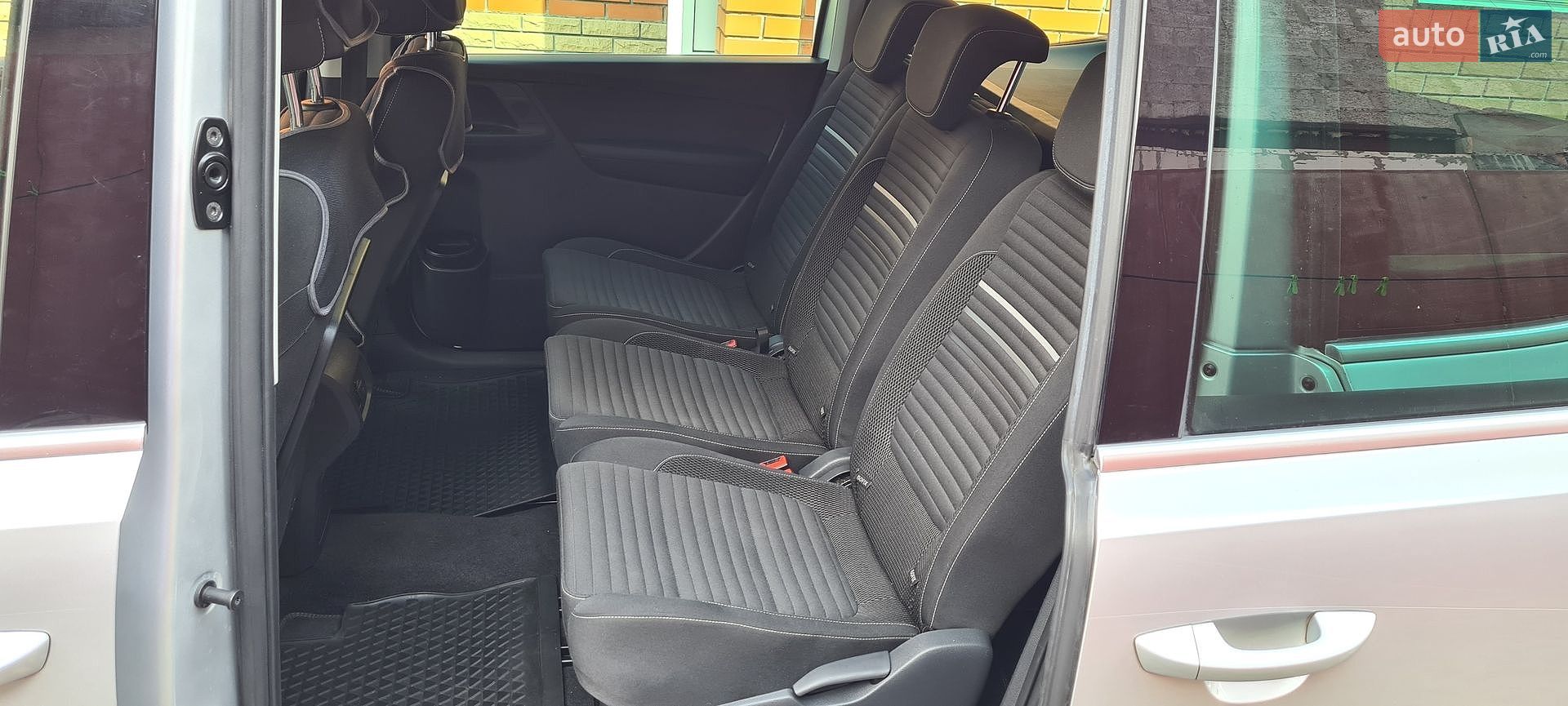 Volkswagen Sharan 2015 VIN WVWZZZ7NZFV038194 фото оголошення 12 з 22