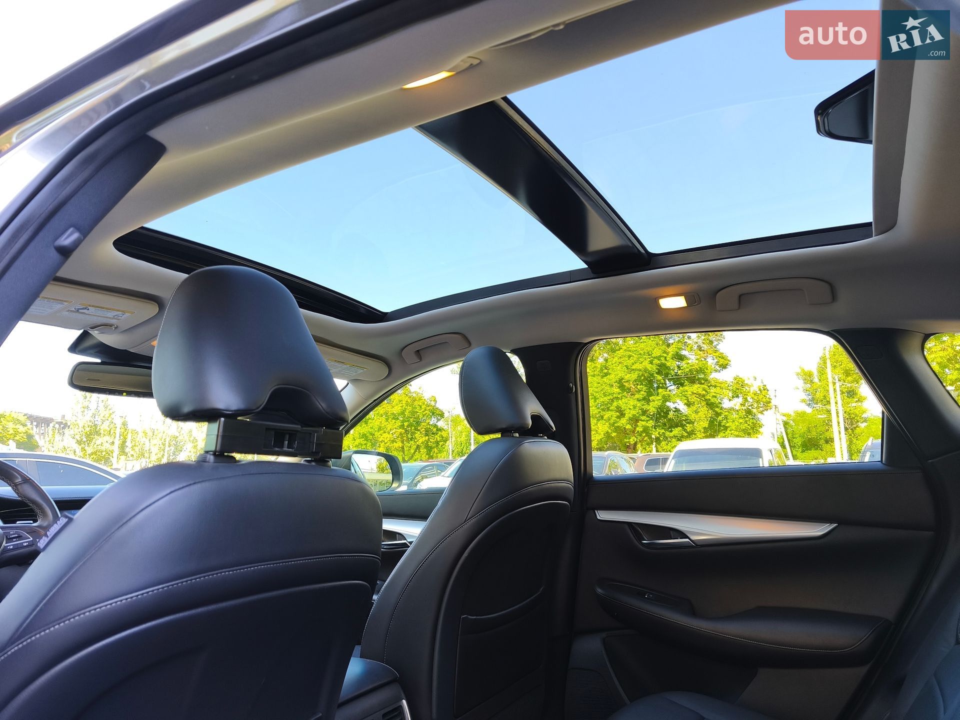 Infiniti QX50 2018 VIN 3PCAJ5M10KF125540 фото оголошення 19 з 30