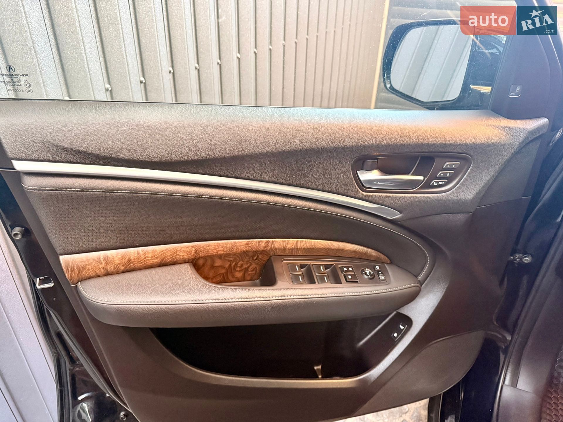Acura MDX 2018 VIN 5J8YD7H54KL000053 фото оголошення 127 з 155