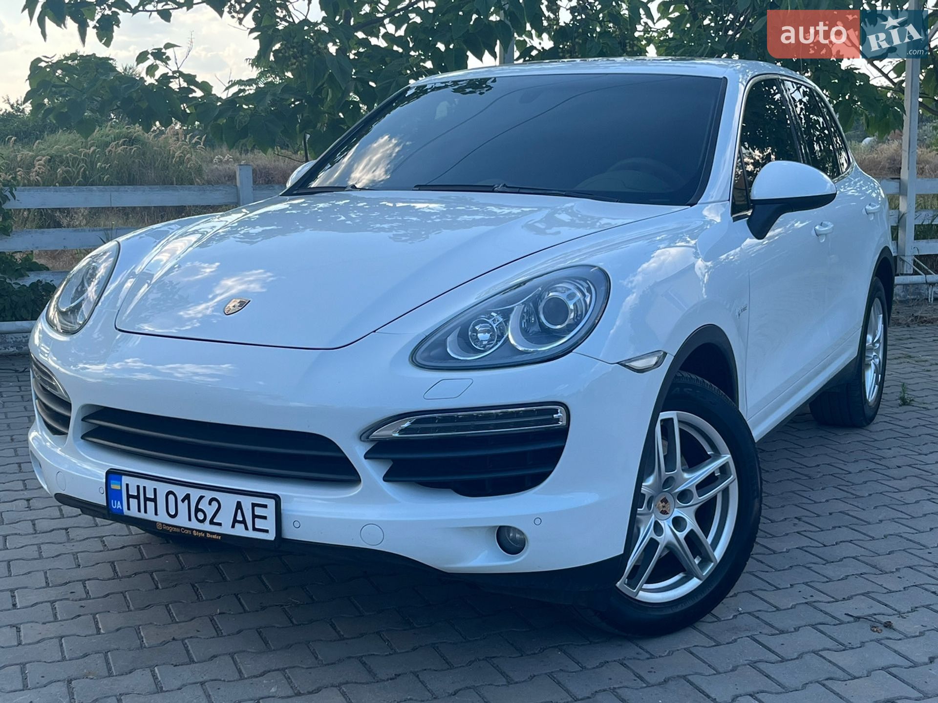 Porsche Cayenne 2013 VIN WP1AE2A20DLA15831 фото оголошення 2 з 29