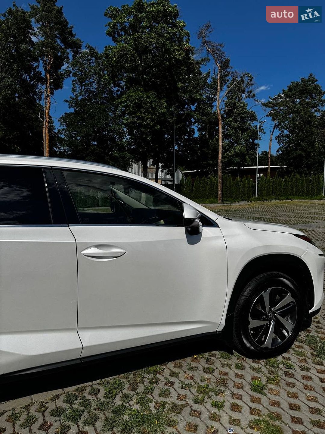Lexus NX 2018 VIN JTJBARBZ8K2194058 фото оголошення 7 з 125
