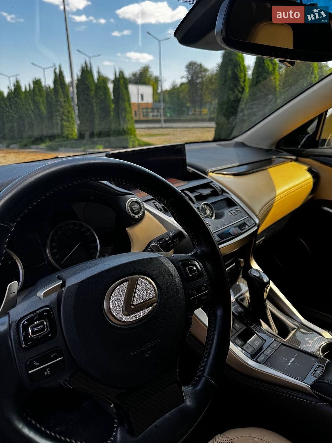 Lexus NX 2018 VIN JTJBARBZ8K2194058 фото оголошення 33 з 125
