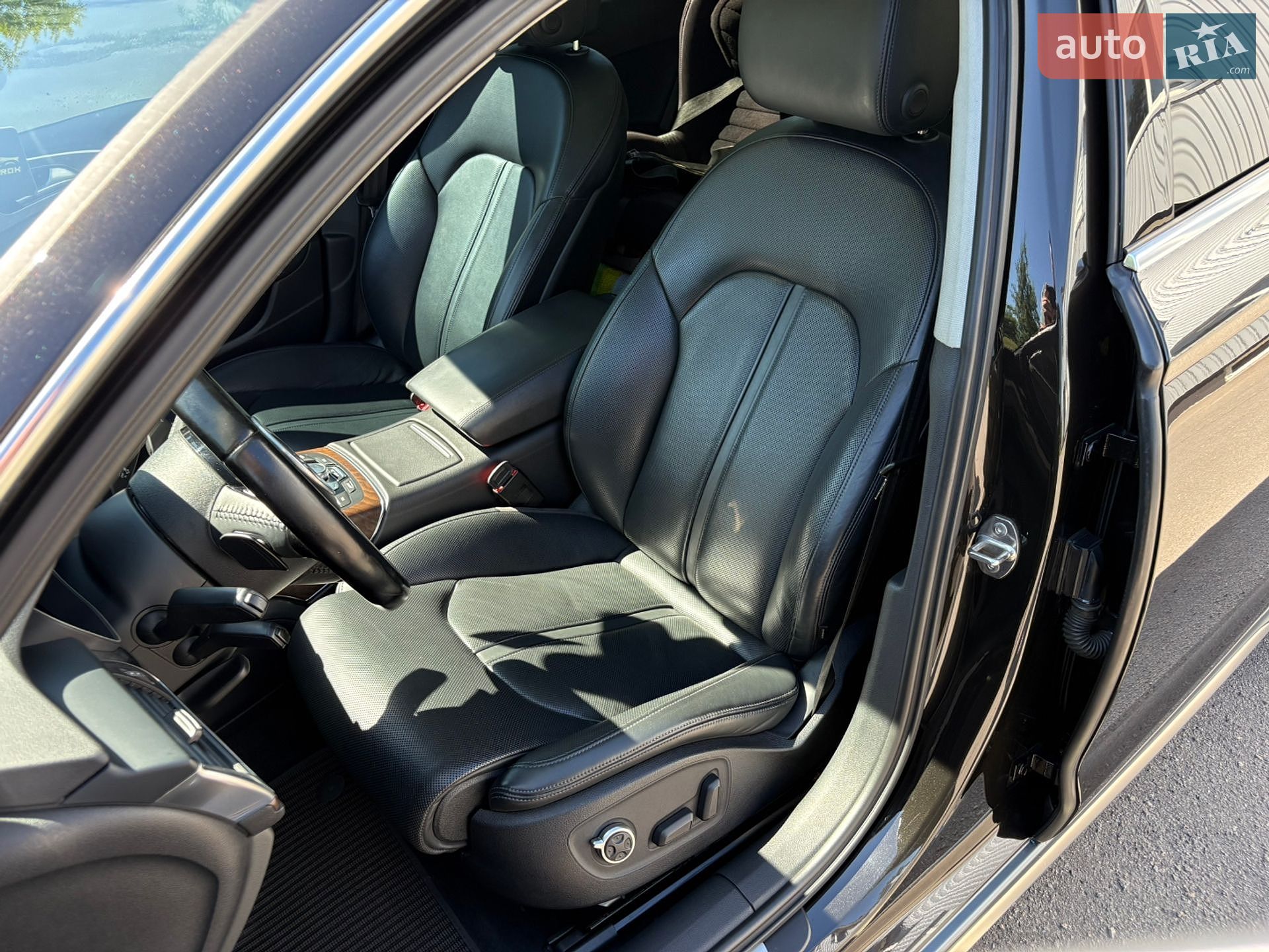 Audi A6 Allroad 2014 VIN WAUZZZ4G3EN200614 фото оголошення 29 з 66