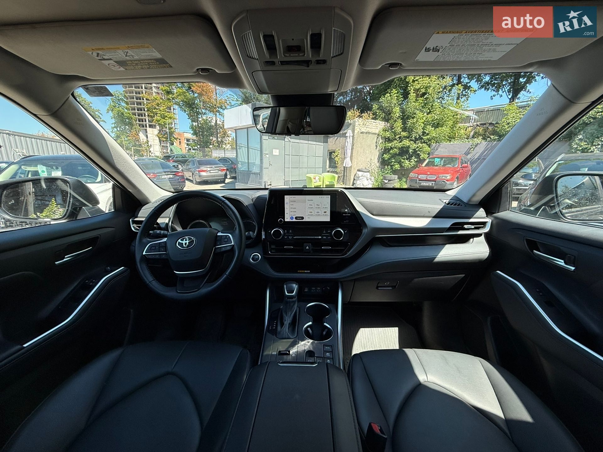 Toyota Highlander 2024 VIN 5TDKBRCH8RS638483 фото оголошення 5 з 20