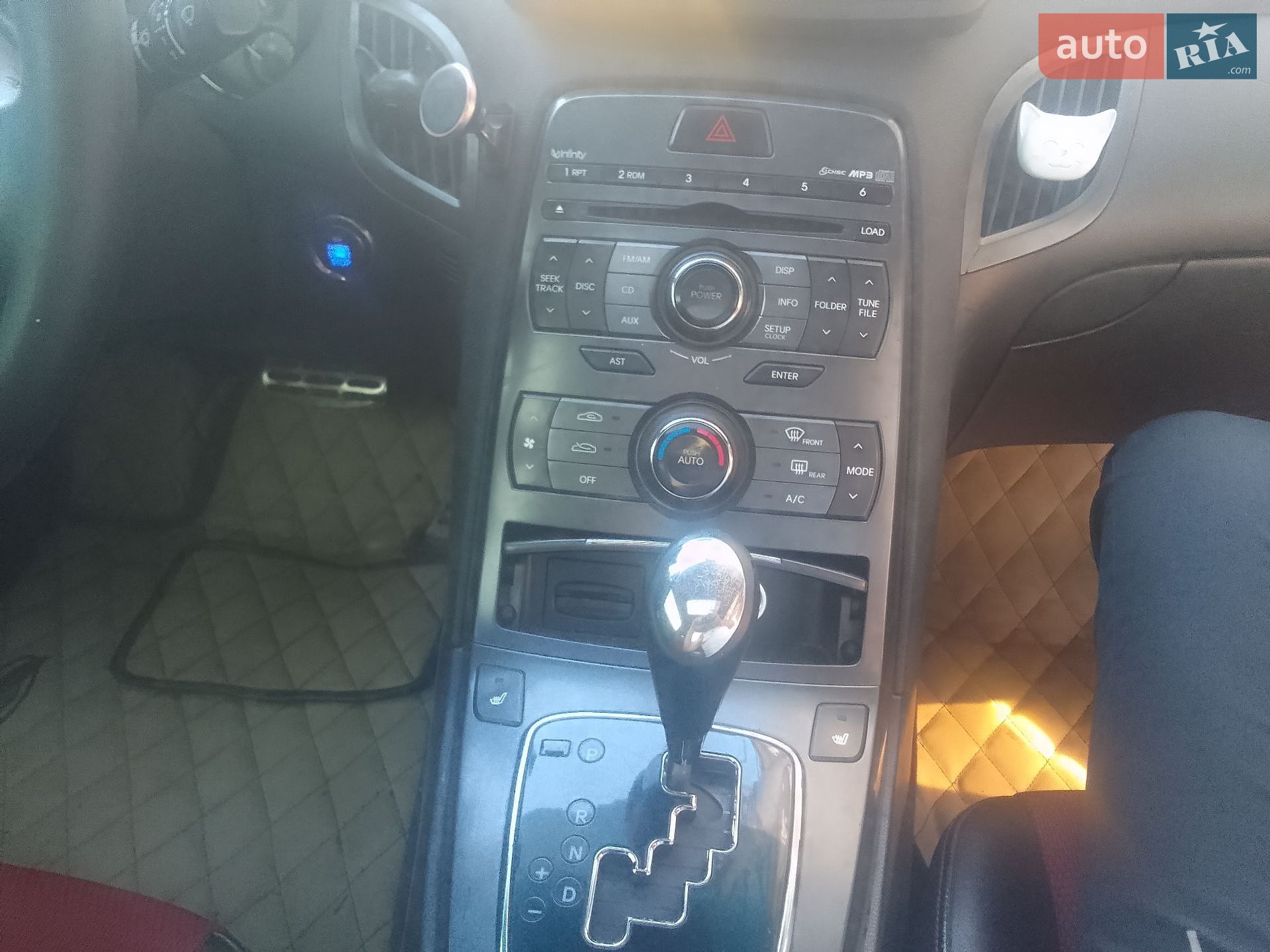 Hyundai Genesis Coupe 2011 VIN KMHHT61DBBU055647 фото оголошення 5 з 10