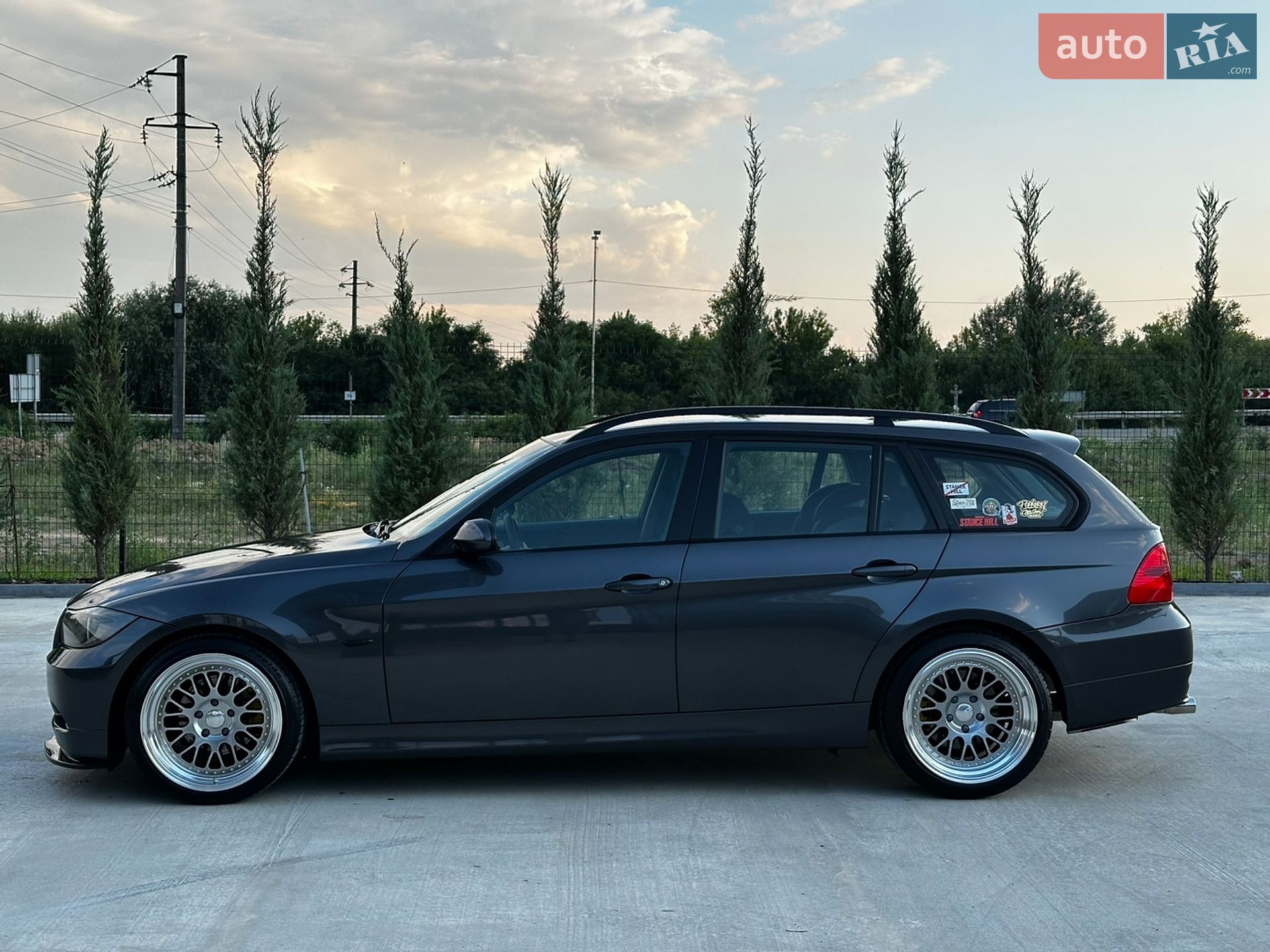BMW 3 Series 2006 VIN WBAVR71000KS96593 фото оголошення 2 з 28