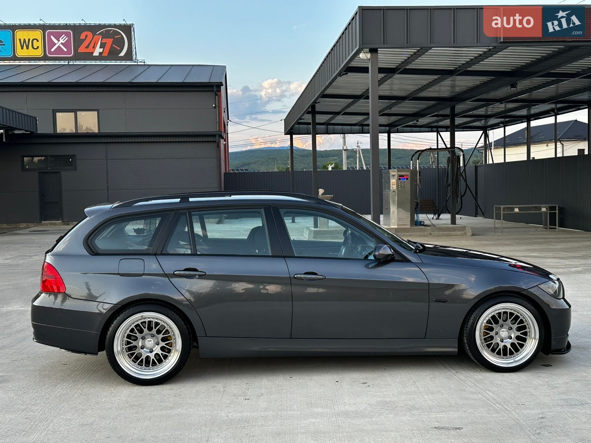 BMW 3 Series 2006 VIN WBAVR71000KS96593 фото оголошення 8 з 28
