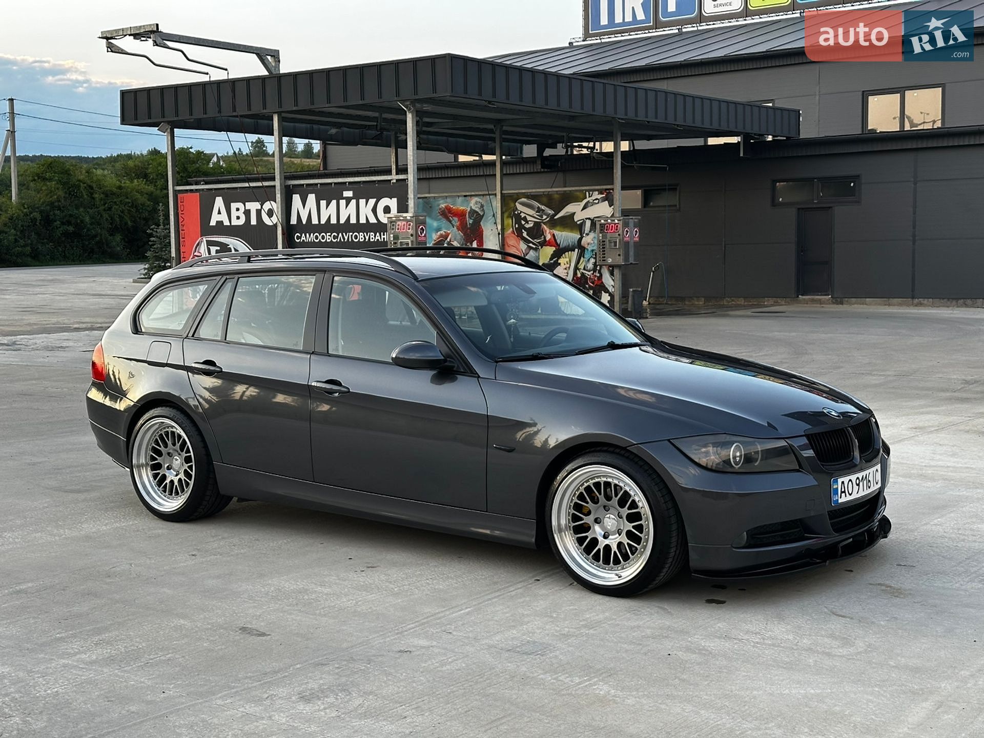 BMW 3 Series 2006 VIN WBAVR71000KS96593 фото оголошення 9 з 28
