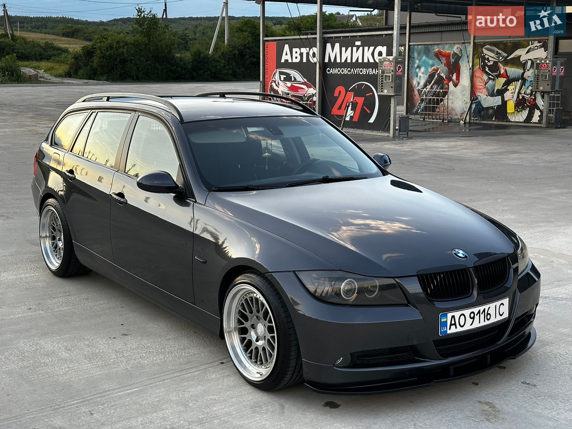 BMW 3 Series 2006 VIN WBAVR71000KS96593 фото оголошення 10 з 28