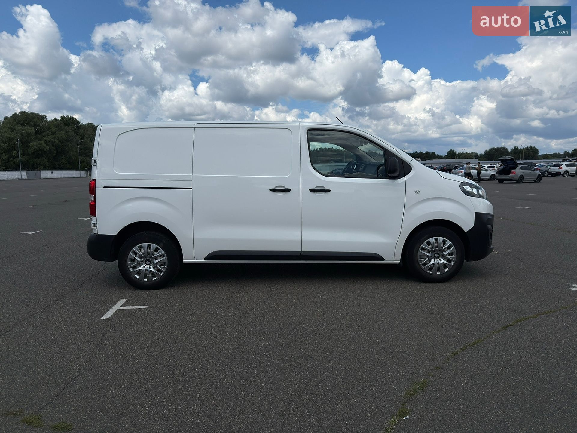 Citroen Jumpy 2017 VIN VF7VB9HFAHZ091118 фото оголошення 3 з 22