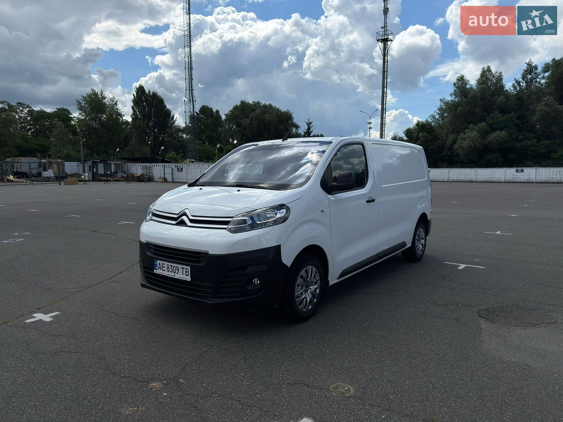 Citroen Jumpy 2017 VIN VF7VB9HFAHZ091118 фото оголошення 8 з 22