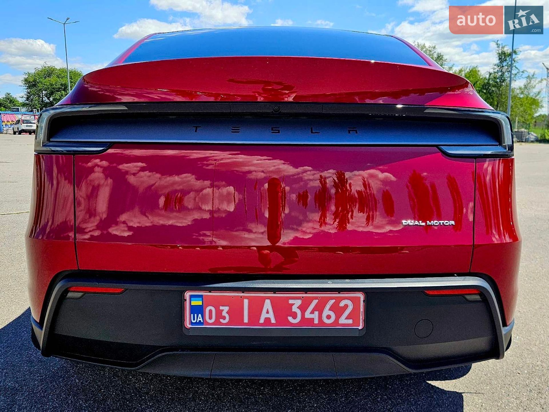 Tesla Model Y 2025 VIN 7SAYGDEE7TF359512 фото оголошення 10 з 37