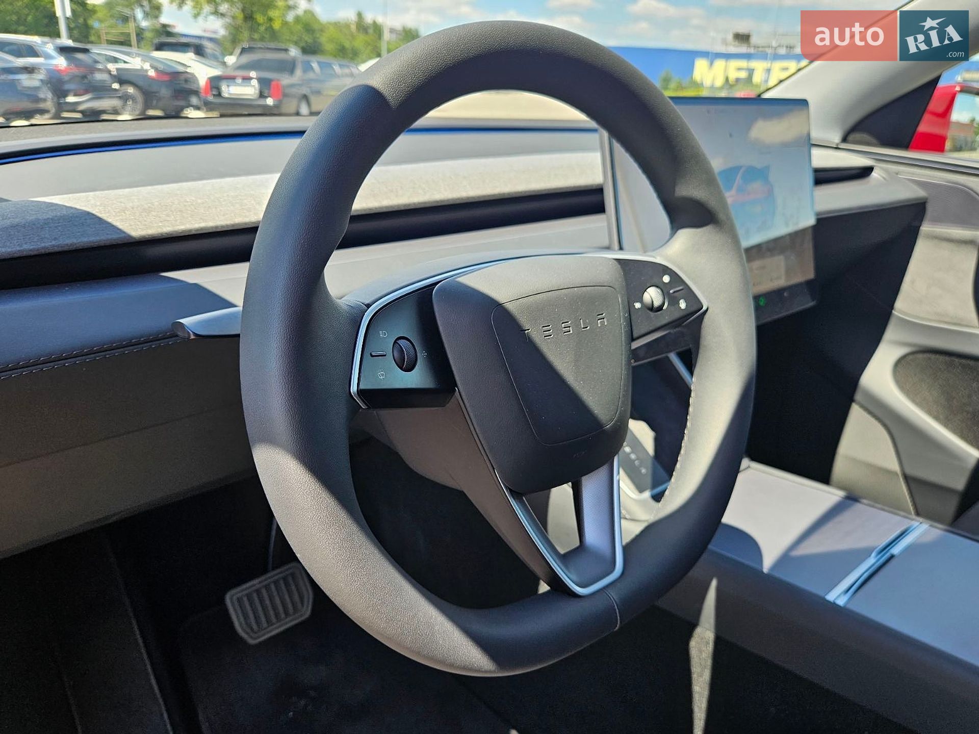 Tesla Model Y 2025 VIN 7SAYGDEE7TF359512 фото оголошення 23 з 37