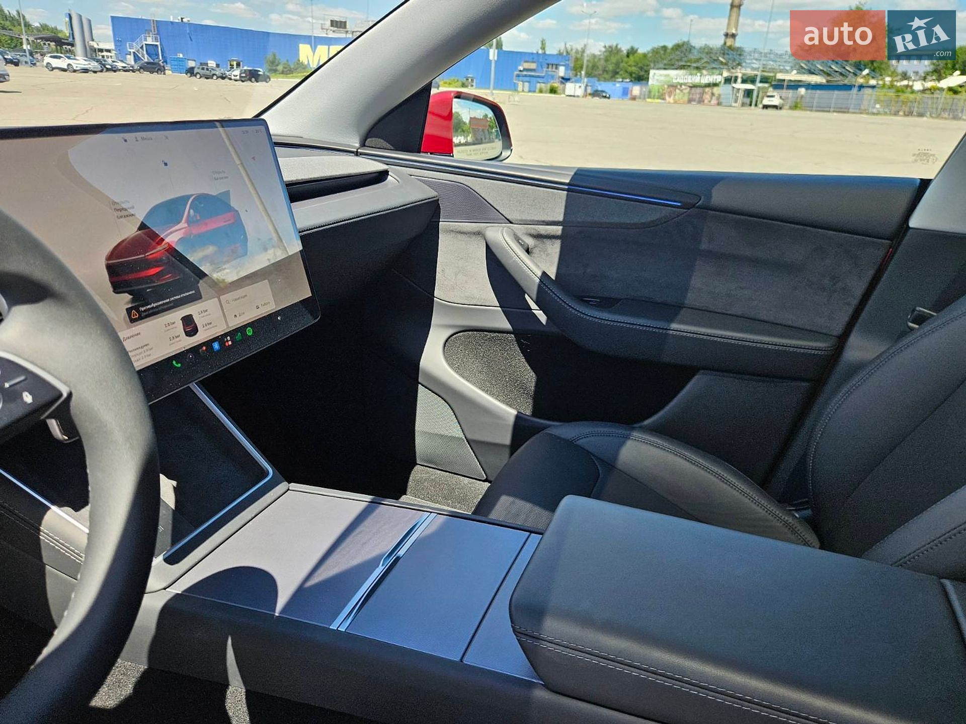 Tesla Model Y 2025 VIN 7SAYGDEE7TF359512 фото оголошення 24 з 37
