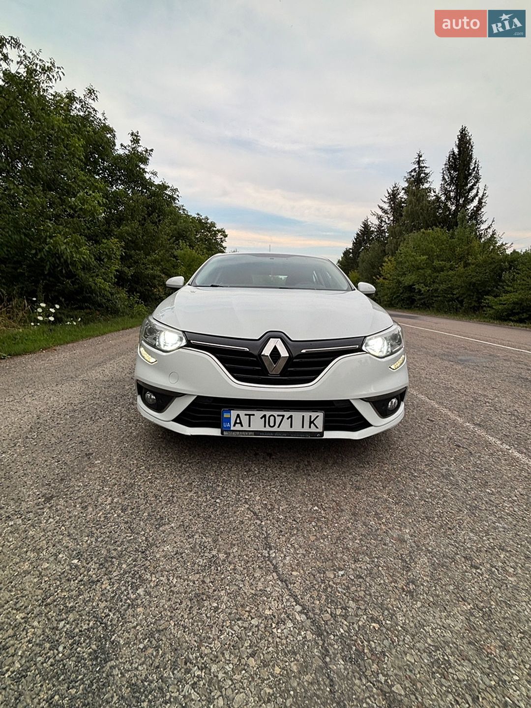 Renault Megane 2017 VIN VF1RFB00558070313 фото оголошення 10 з 30
