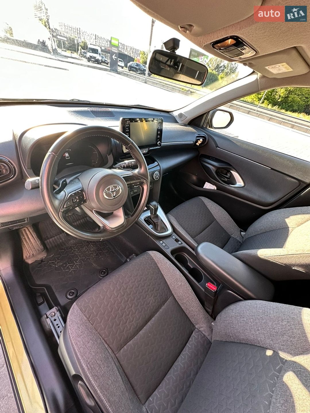Toyota Yaris Cross 2022 VIN JTDKAABBX0A009650 фото оголошення 4 з 14