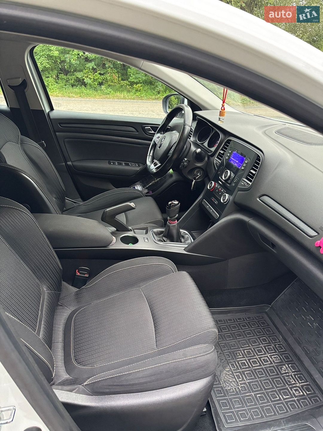 Renault Megane 2017 VIN VF1RFB00558070313 фото оголошення 25 з 30