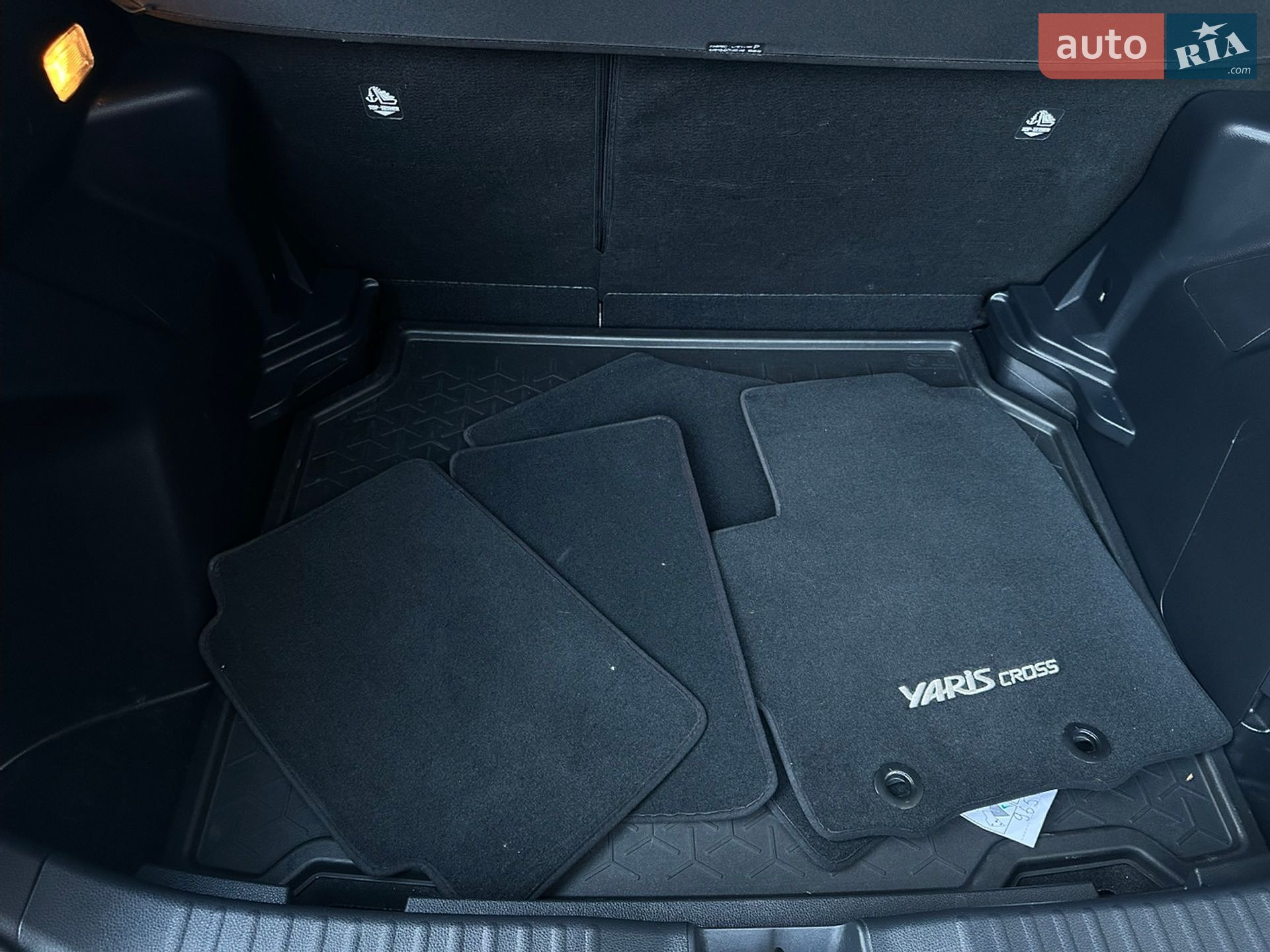 Toyota Yaris Cross 2022 VIN JTDKAABBX0A009650 фото оголошення 8 з 14