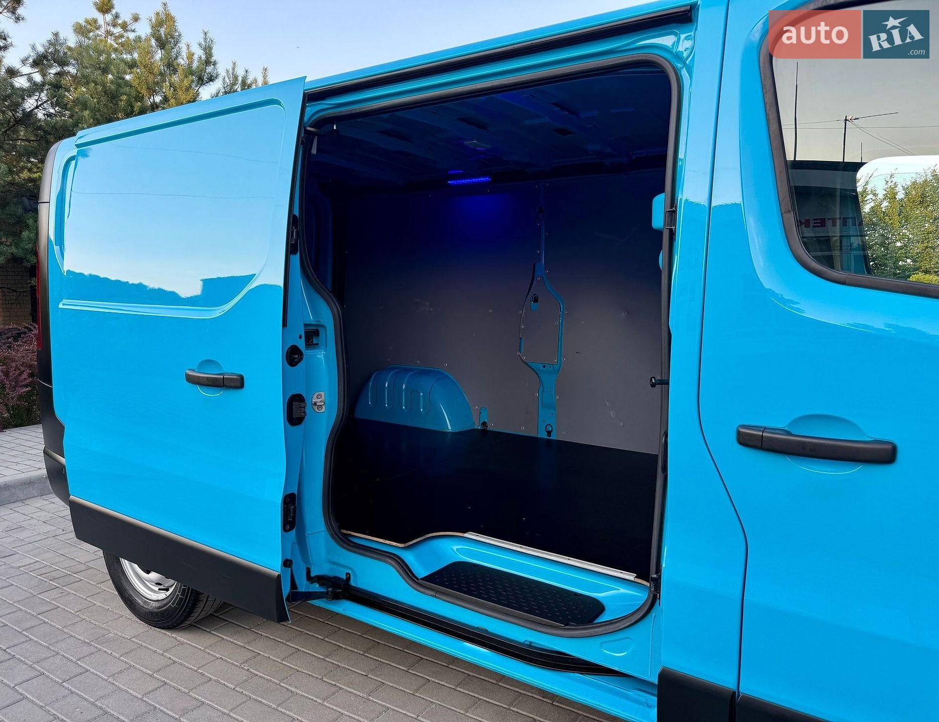 Renault Trafic 2022 VIN VF1FL000769757627 фото оголошення 76 з 87