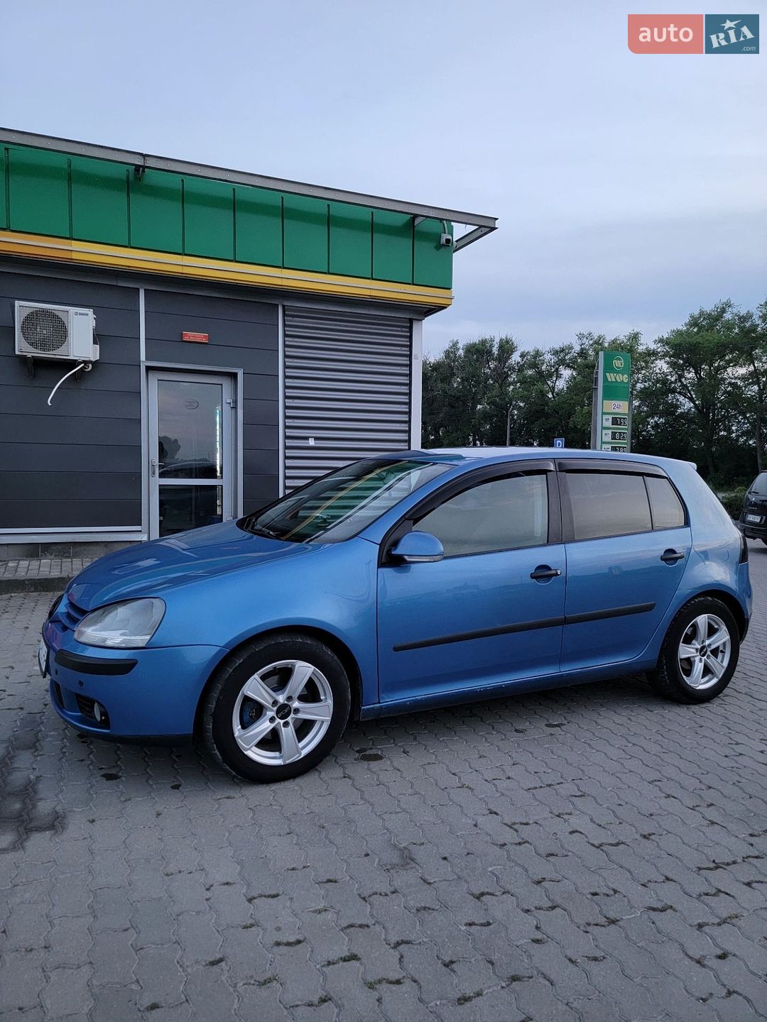 Volkswagen Golf 2004 VIN WVWZZZ1KZ4W148211 фото оголошення 7 з 13