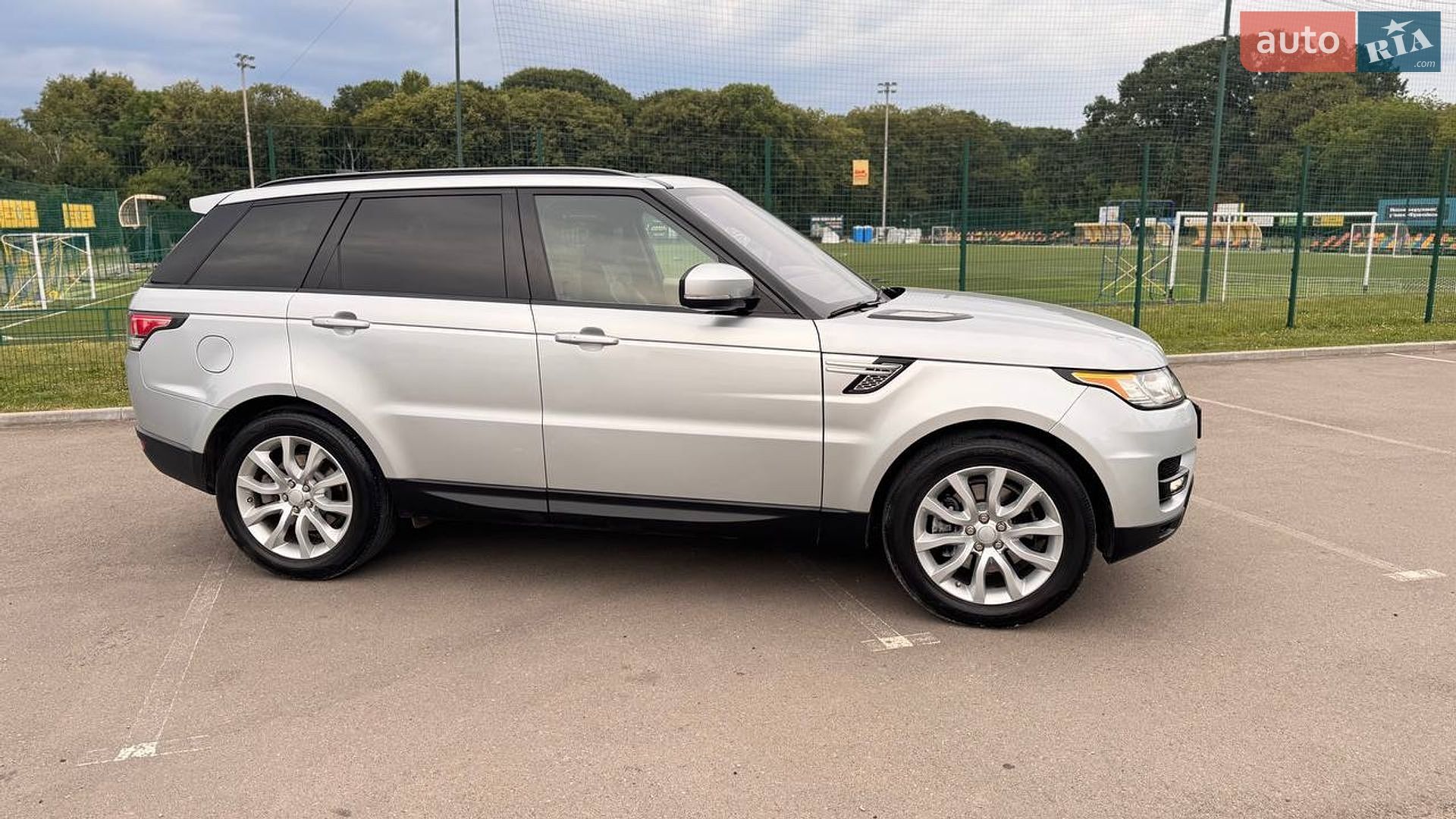 Land Rover Range Rover Sport 2017 VIN SALWR2FVXHA172839 фото оголошення 7 з 17