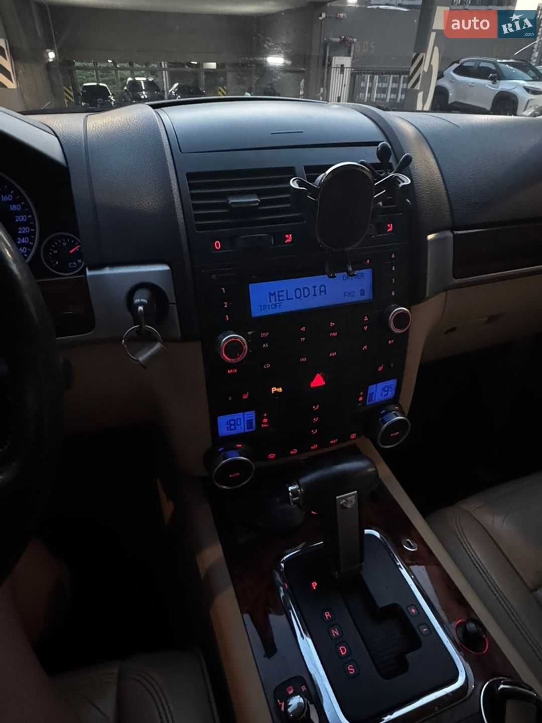 Volkswagen Touareg 2006 VIN WVGZZZ7LZ6D004402 фото оголошення 12 з 19