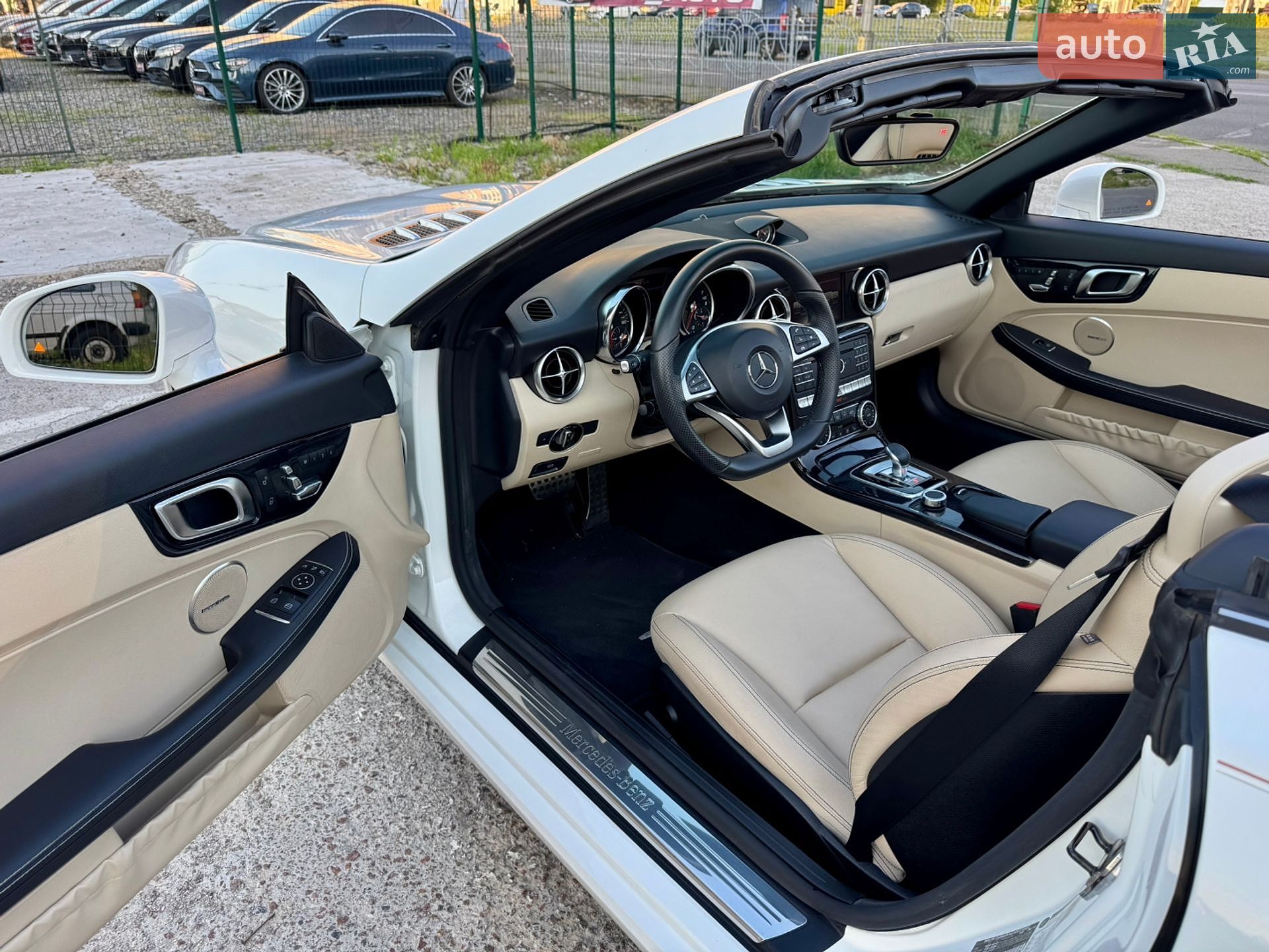 Mercedes-Benz SLC-Class 2018 VIN WDDPK3JA5KF158860 фото оголошення 15 з 85