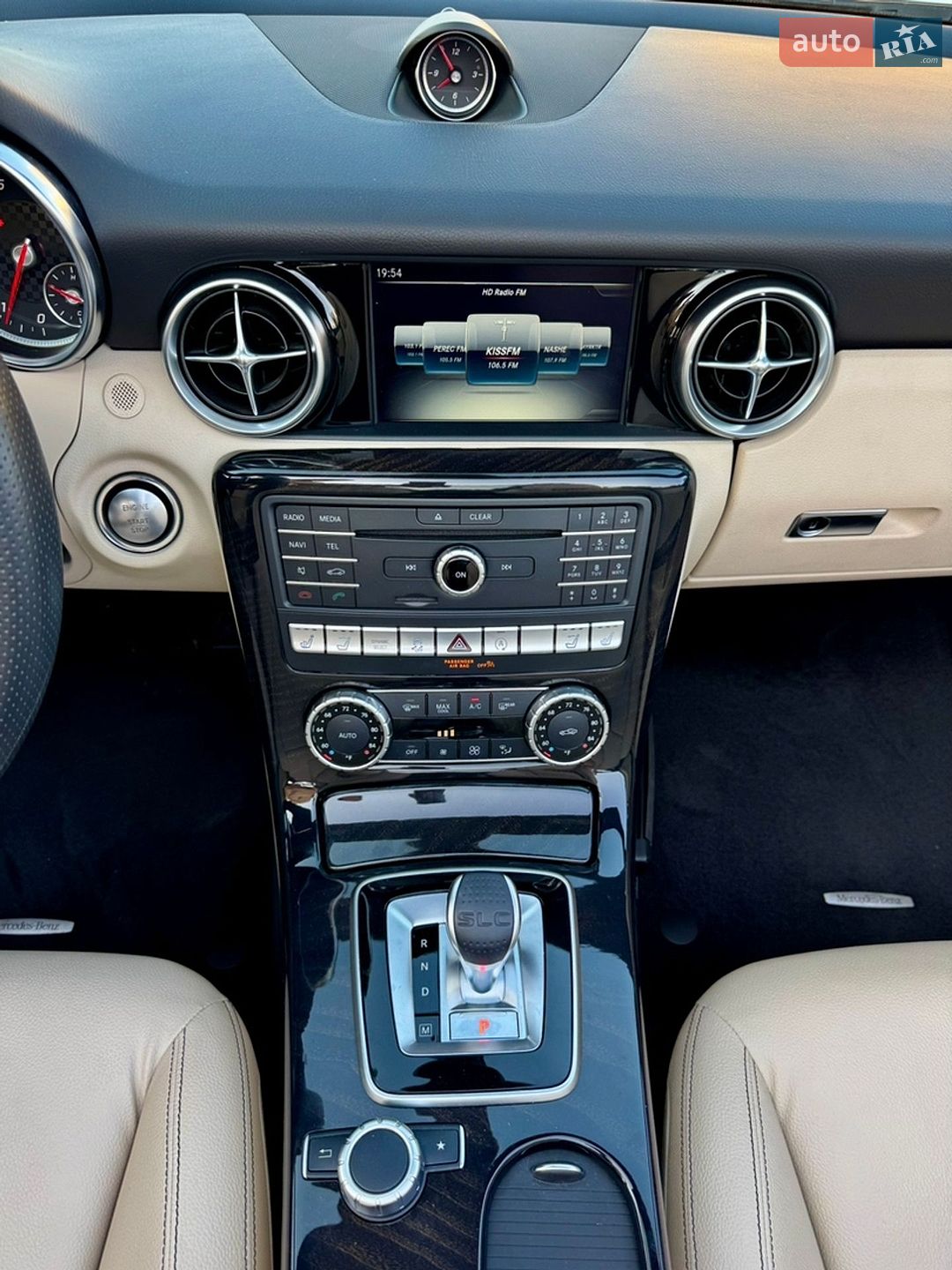 Mercedes-Benz SLC-Class 2018 VIN WDDPK3JA5KF158860 фото оголошення 33 з 85