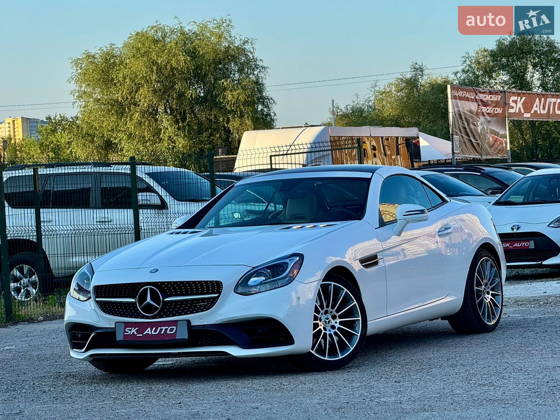 Mercedes-Benz SLC-Class 2018 VIN WDDPK3JA5KF158860 фото оголошення 41 з 85