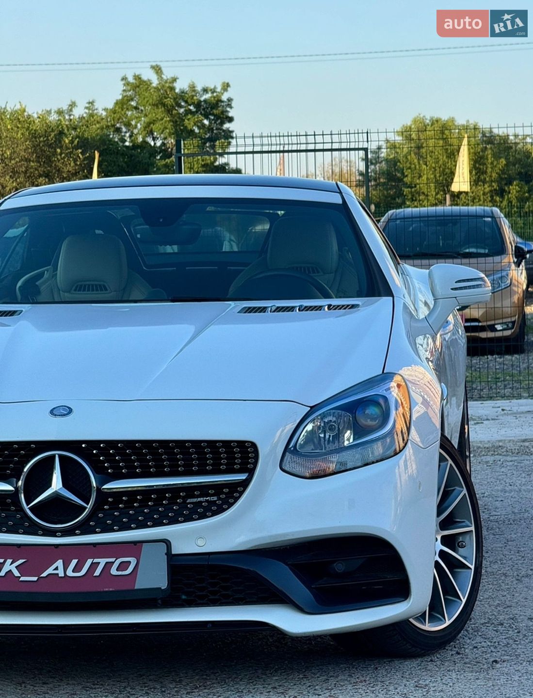 Mercedes-Benz SLC-Class 2018 VIN WDDPK3JA5KF158860 фото оголошення 45 з 85