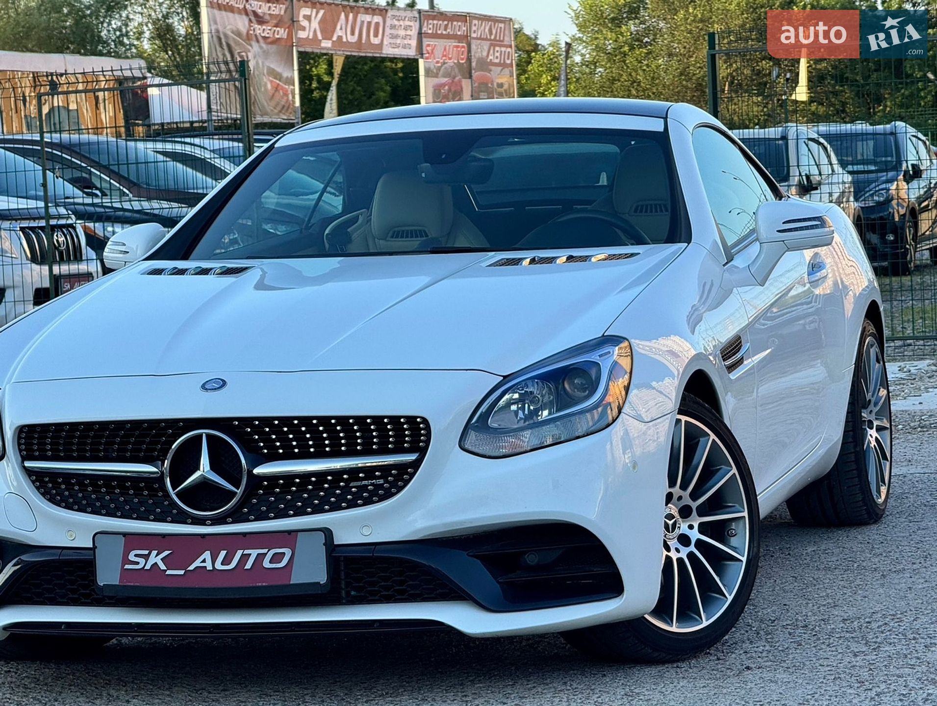 Mercedes-Benz SLC-Class 2018 VIN WDDPK3JA5KF158860 фото оголошення 44 з 85
