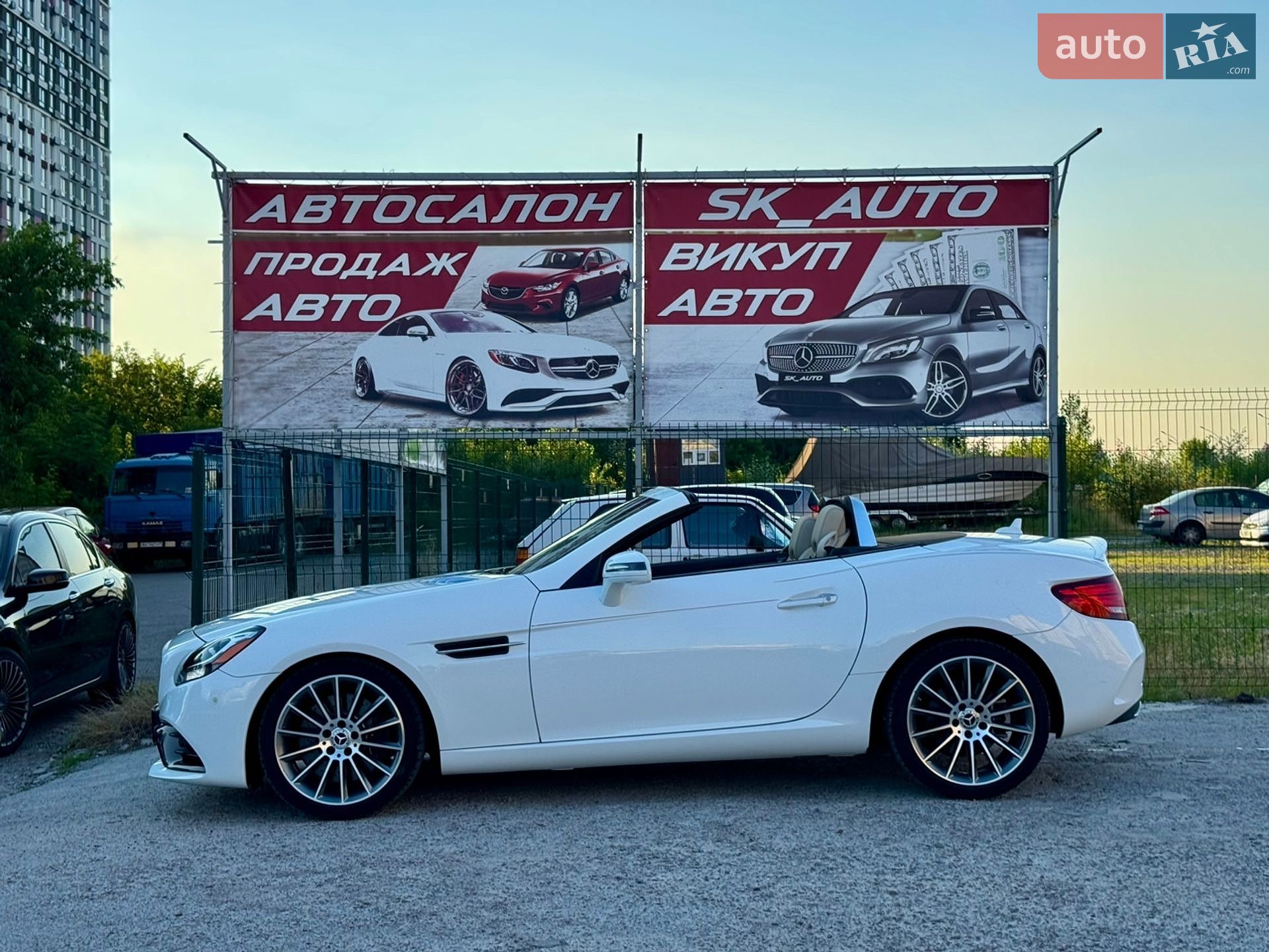 Mercedes-Benz SLC-Class 2018 VIN WDDPK3JA5KF158860 фото оголошення 60 з 85
