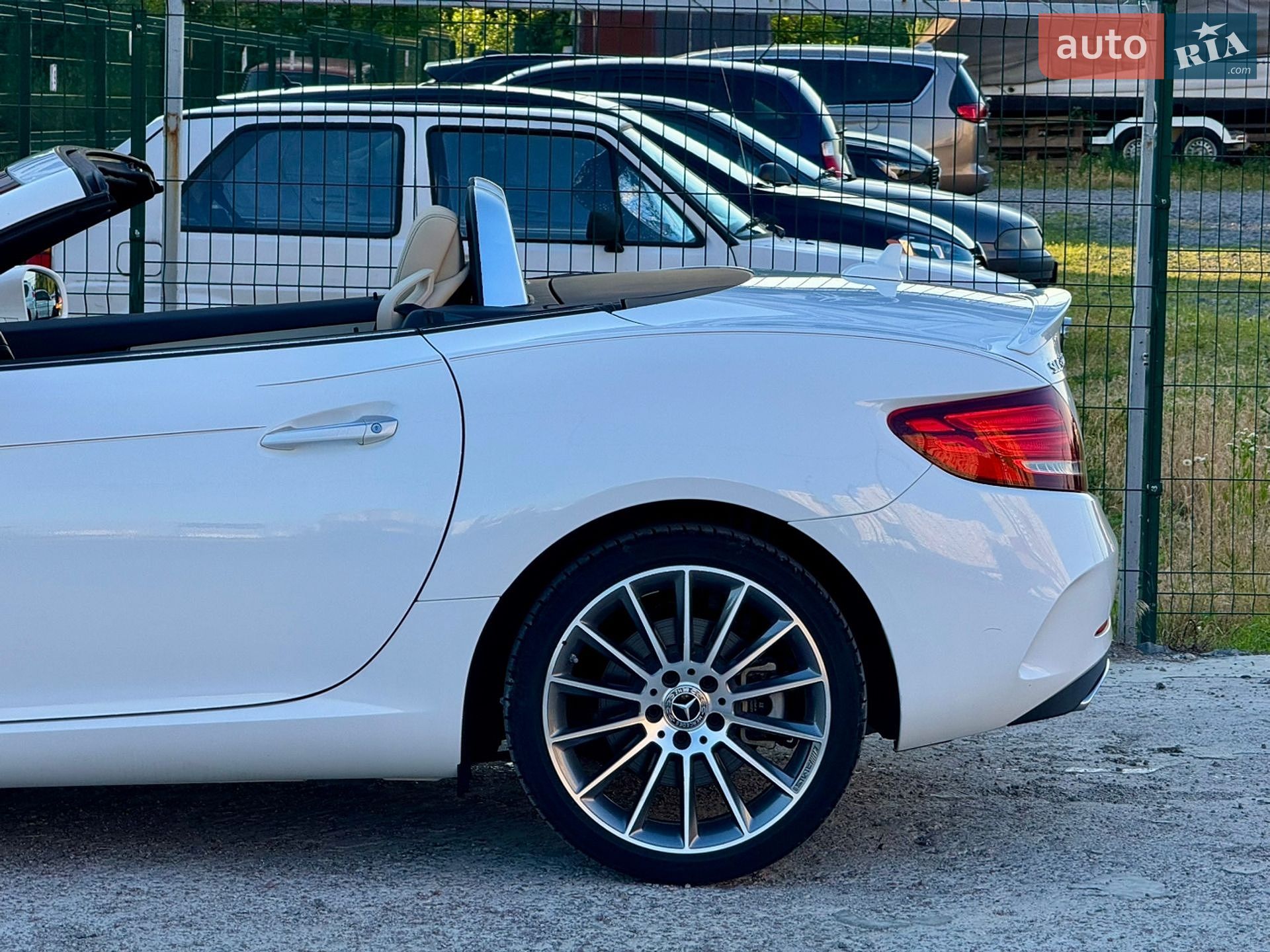 Mercedes-Benz SLC-Class 2018 VIN WDDPK3JA5KF158860 фото оголошення 62 з 85