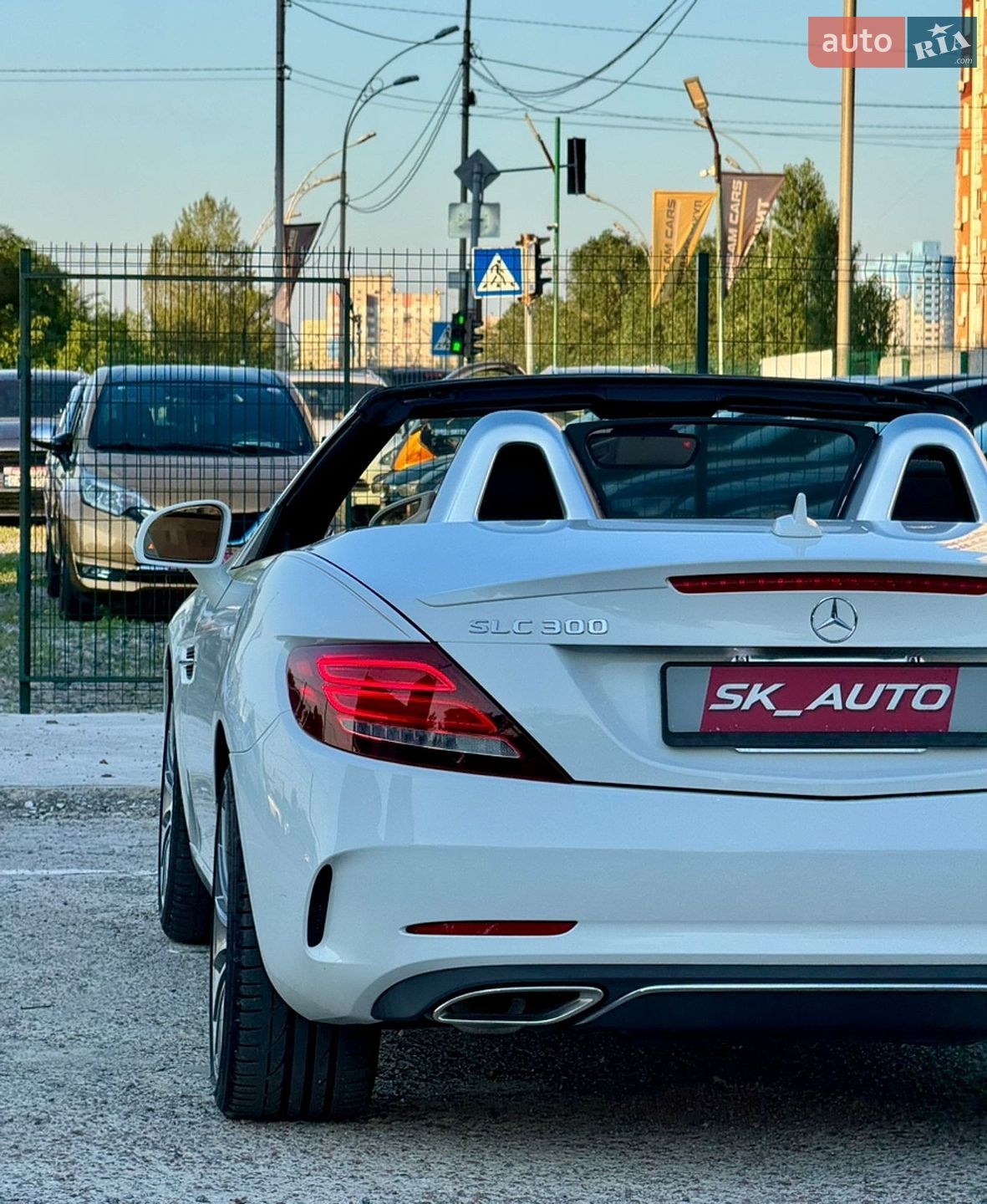 Mercedes-Benz SLC-Class 2018 VIN WDDPK3JA5KF158860 фото оголошення 77 з 85