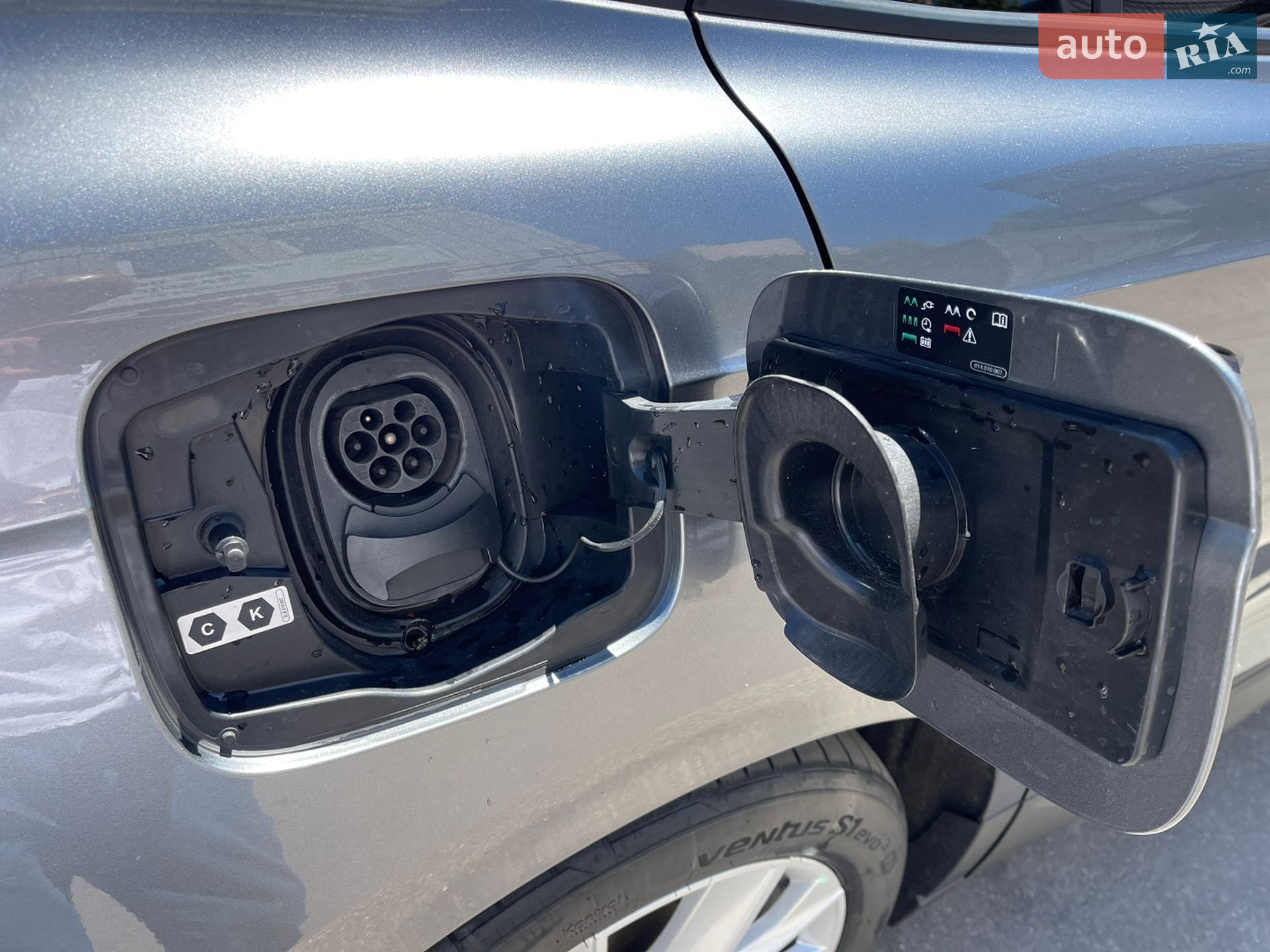Skoda Enyaq iV 2022 VIN TMBJB7NY5NF054582 фото оголошення 9 з 23